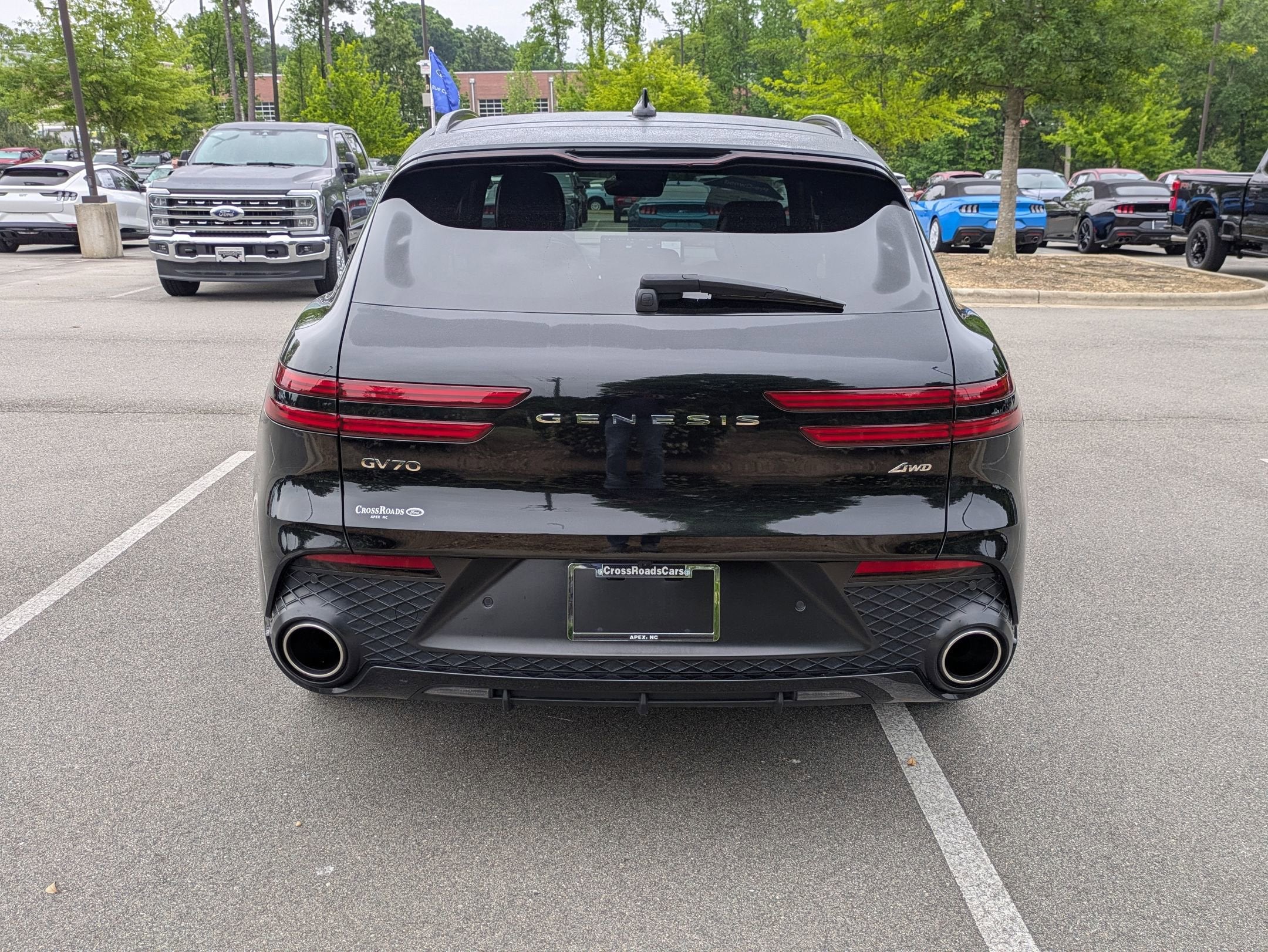 2023 Genesis GV70 2.5T