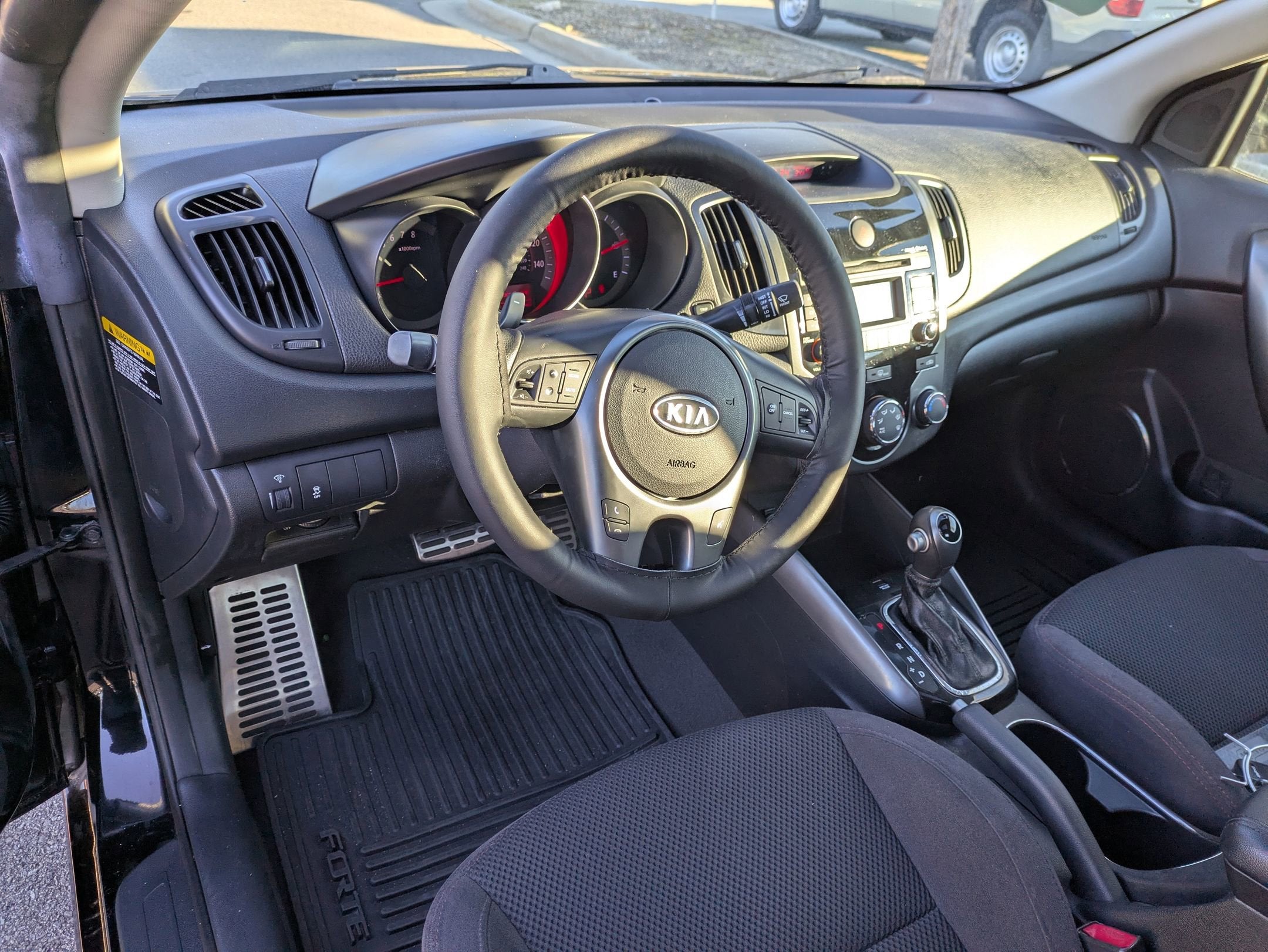 2012 Kia Forte Koup SX