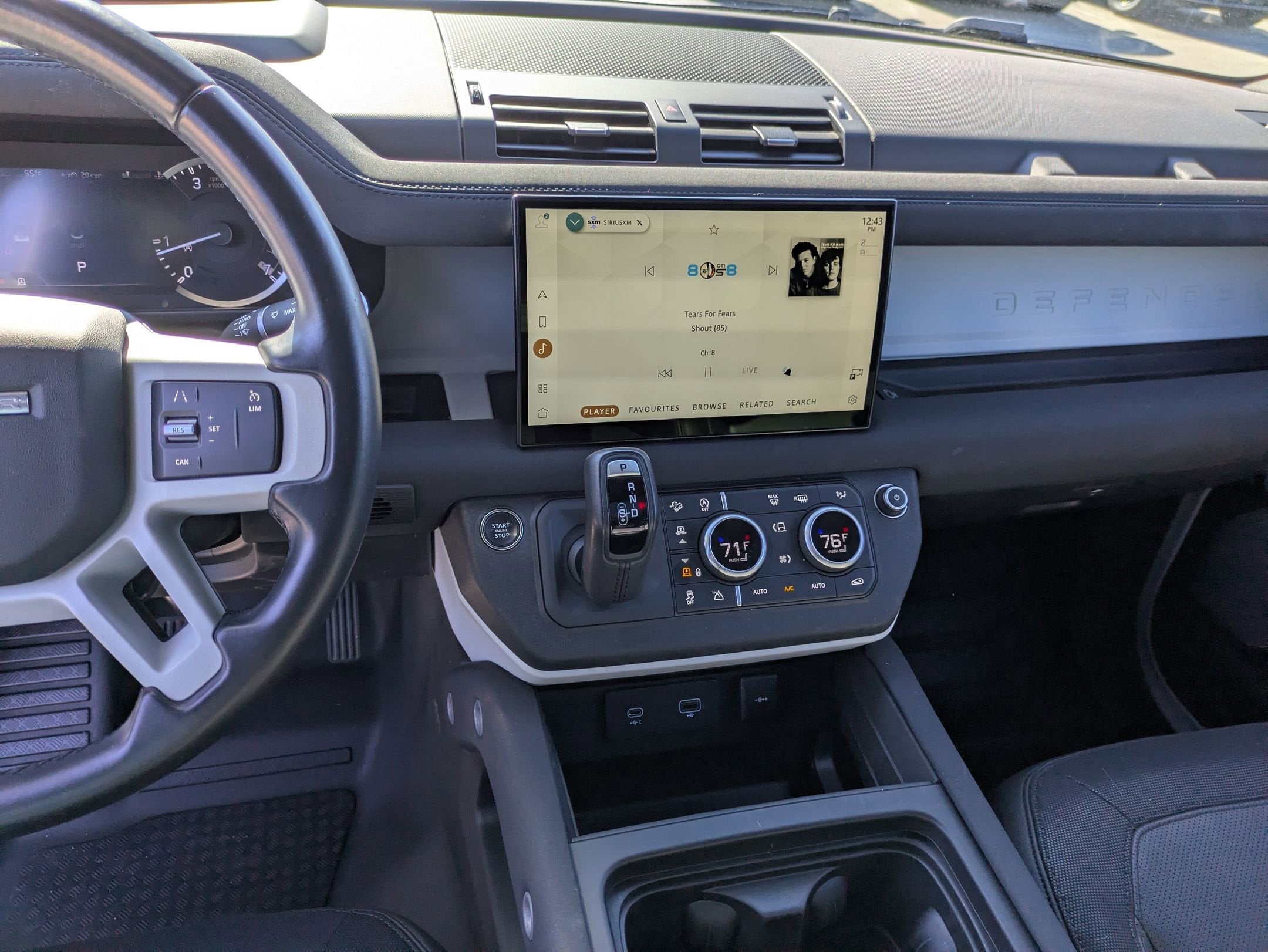 2023 Land Rover Defender X-Dynamic SE