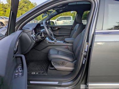 2025 Audi Q7 Premium Plus
