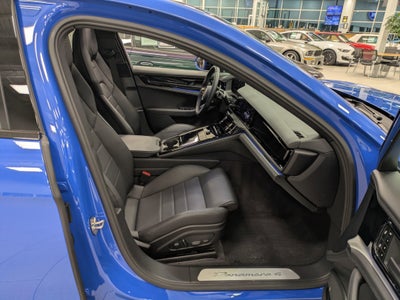 2024 Porsche Panamera 4