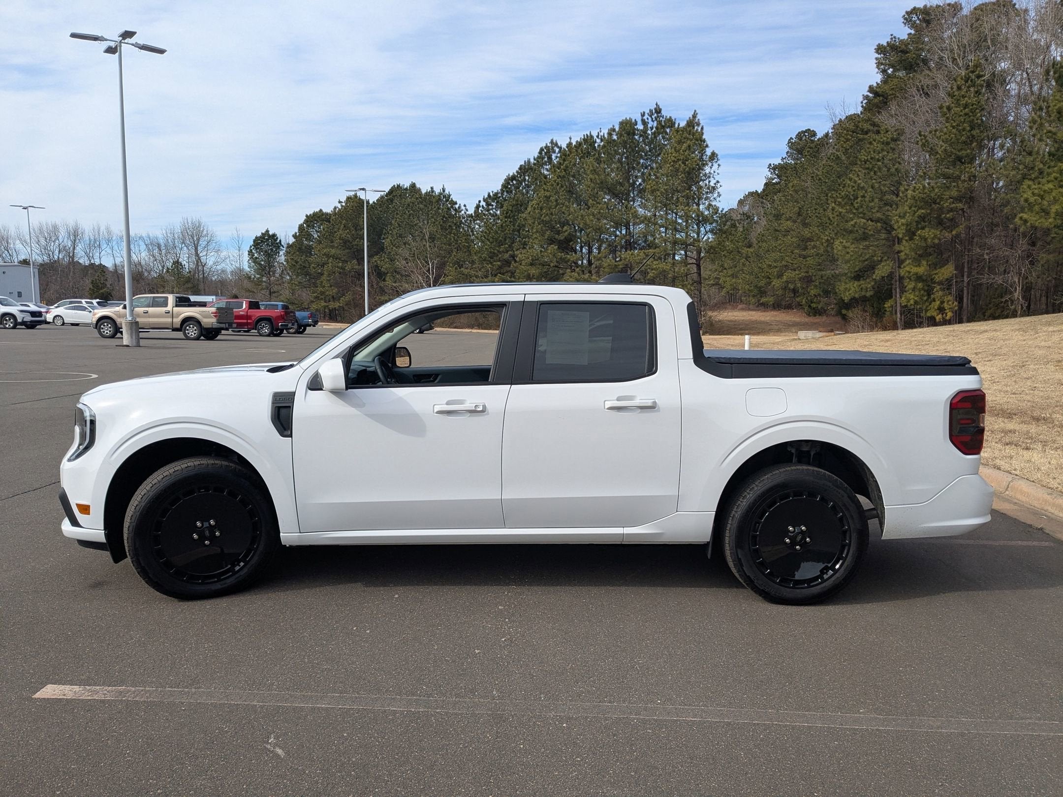 2025 Ford Maverick Lobo Standard