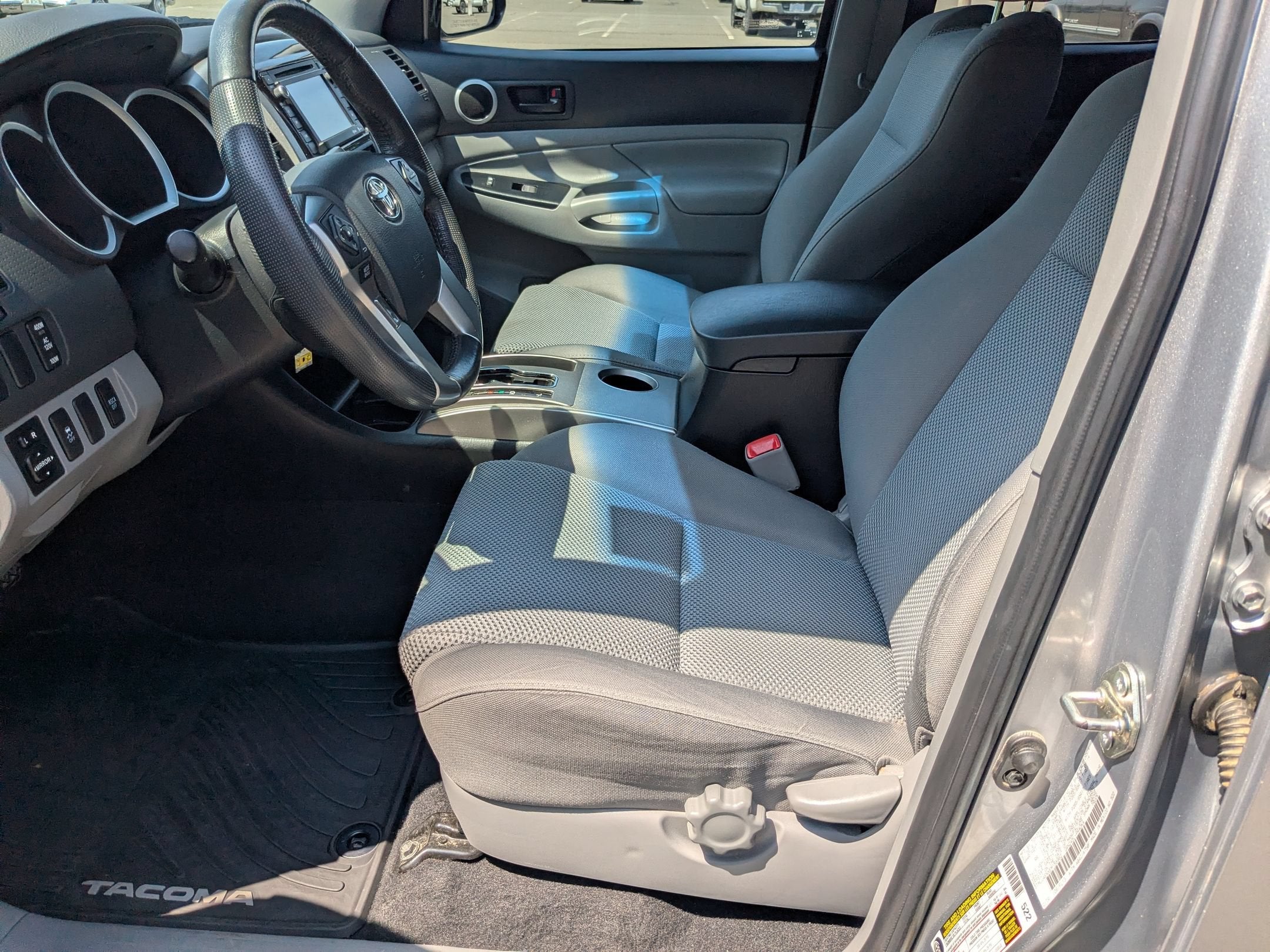 2014 Toyota Tacoma DBL CAB 4WD V6 AT