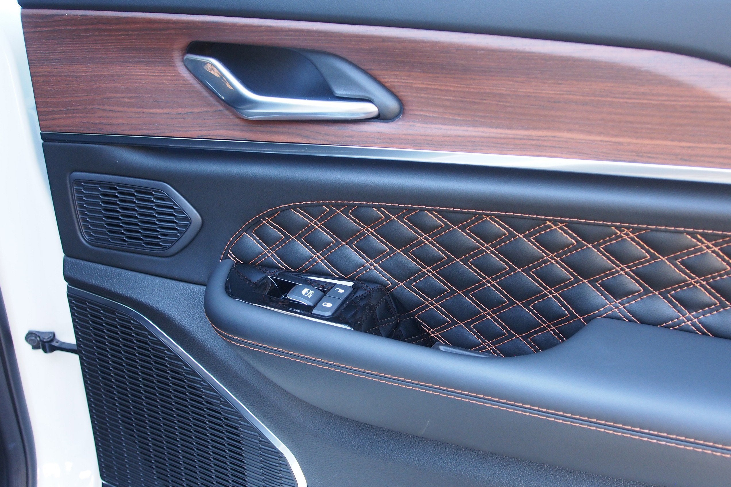 2024 Jeep Grand Cherokee Summit