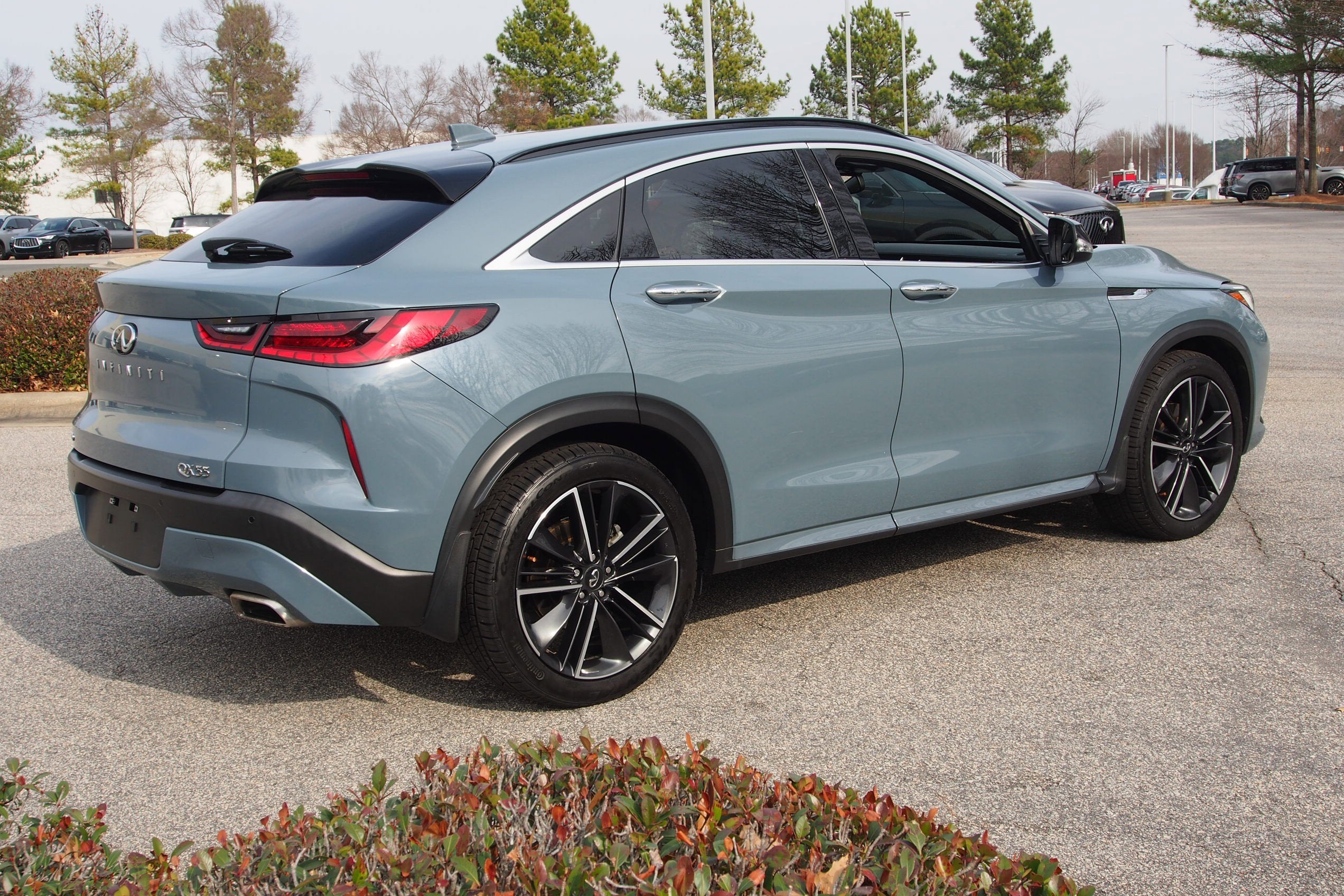 2023 INFINITI QX55 LUXE