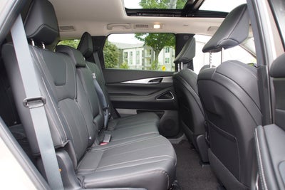2027 INFINITI QX60 LUXE