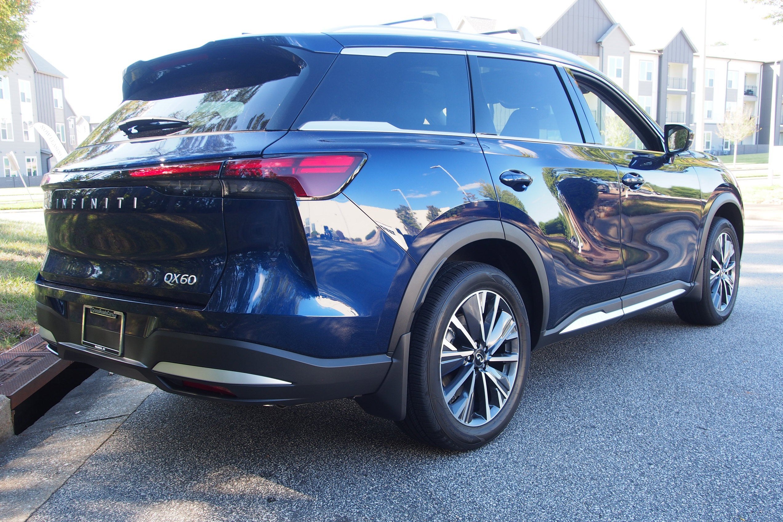 2026 INFINITI QX60 LUXE