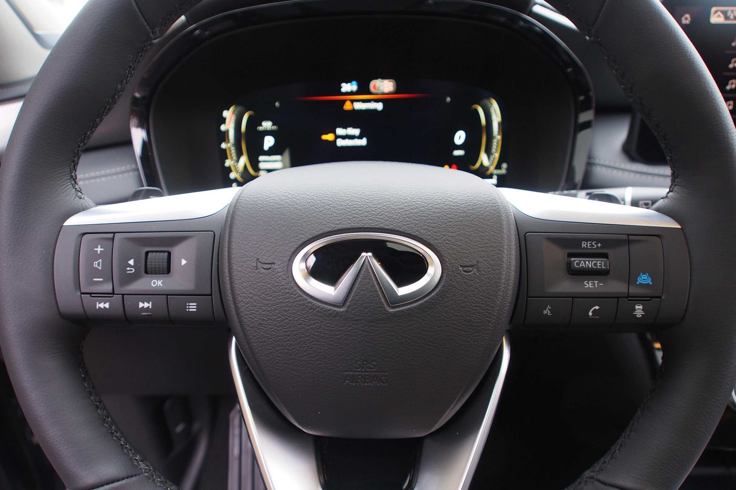 2026 INFINITI QX60 LUXE