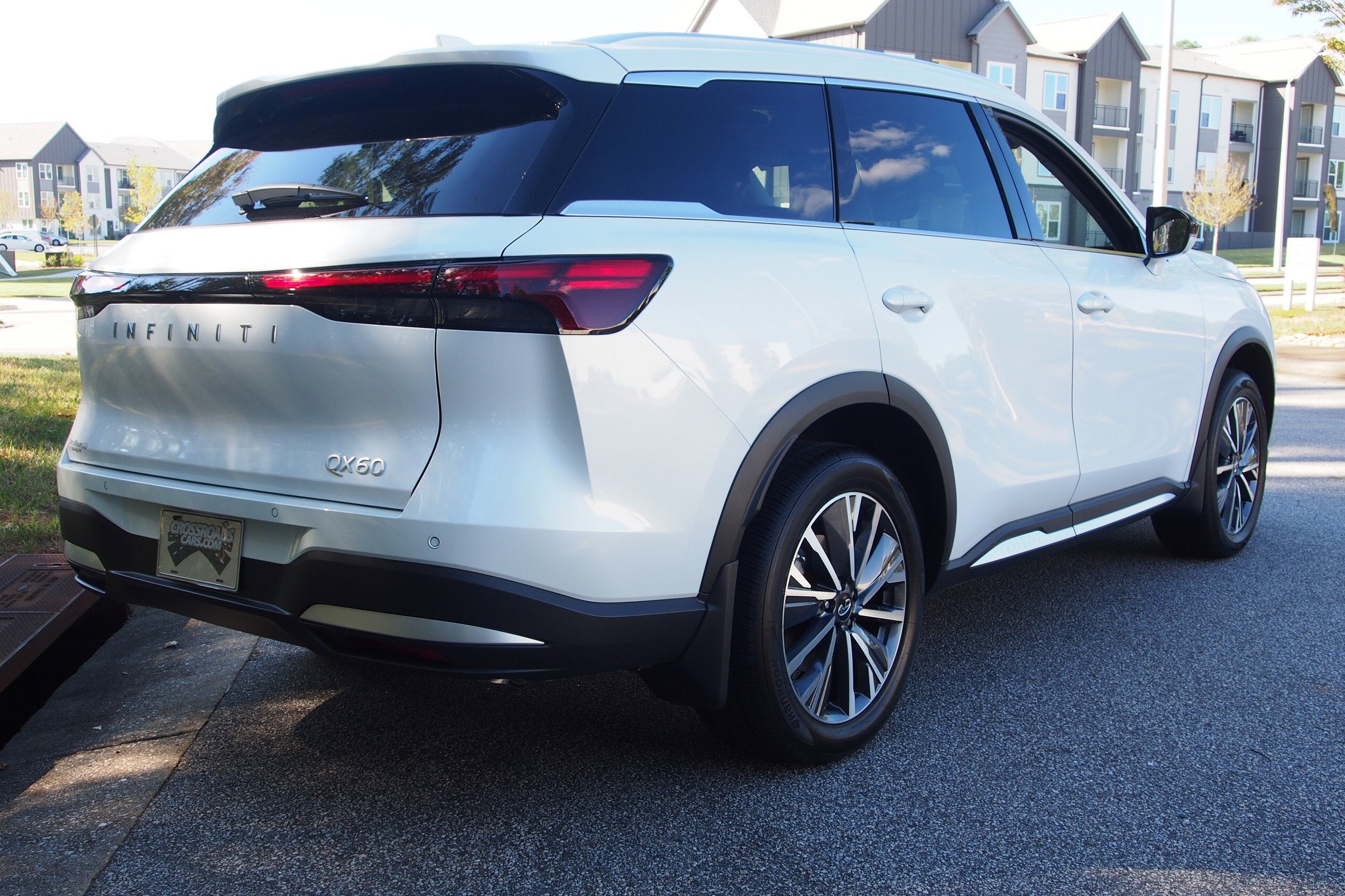 2026 INFINITI QX60 LUXE