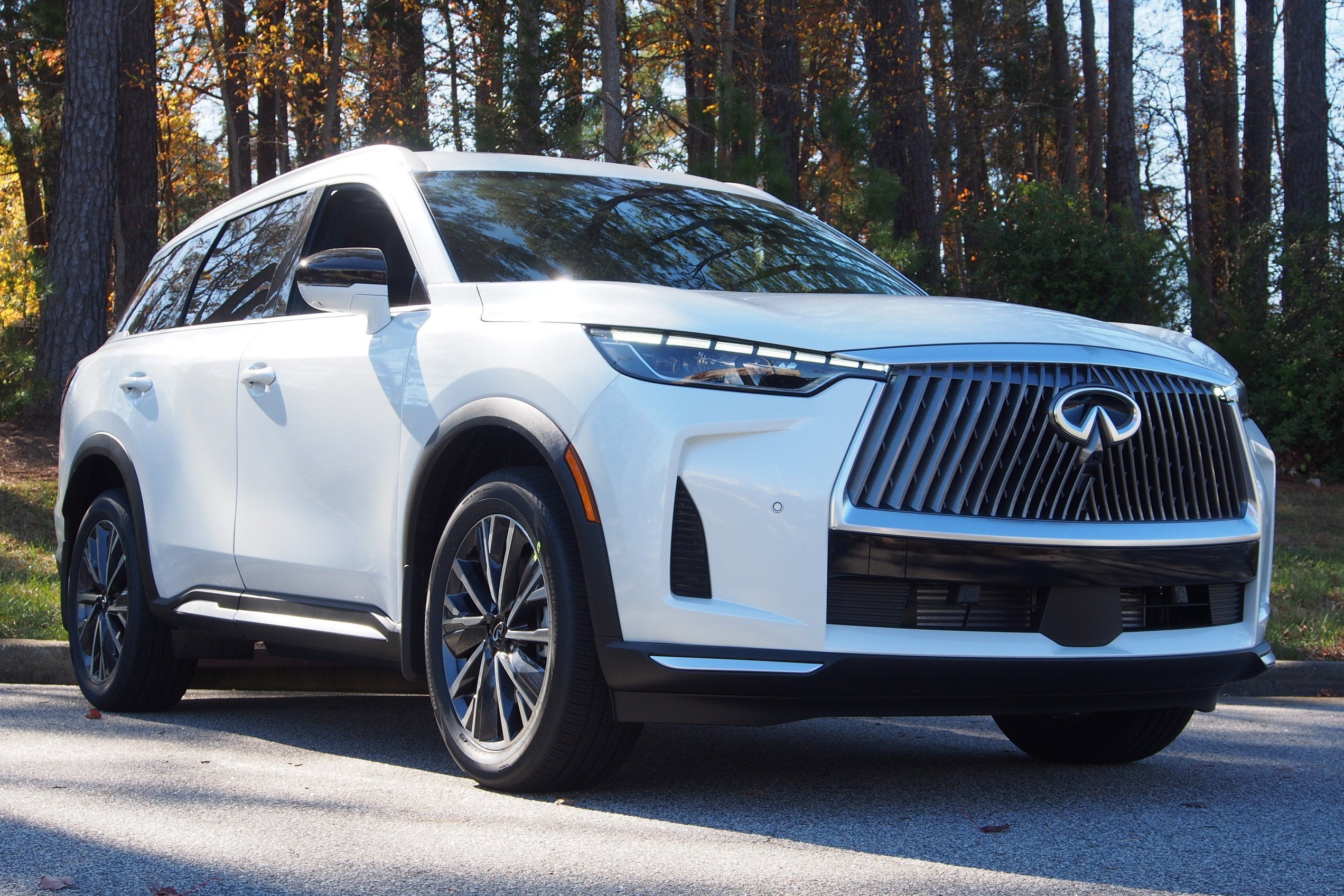 2026 INFINITI QX60 LUXE