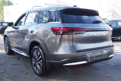 2026 INFINITI QX60 LUXE