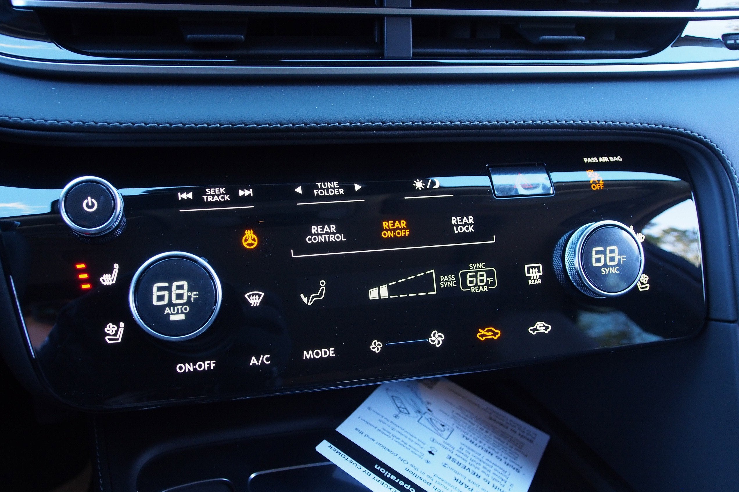 2026 INFINITI QX60 LUXE