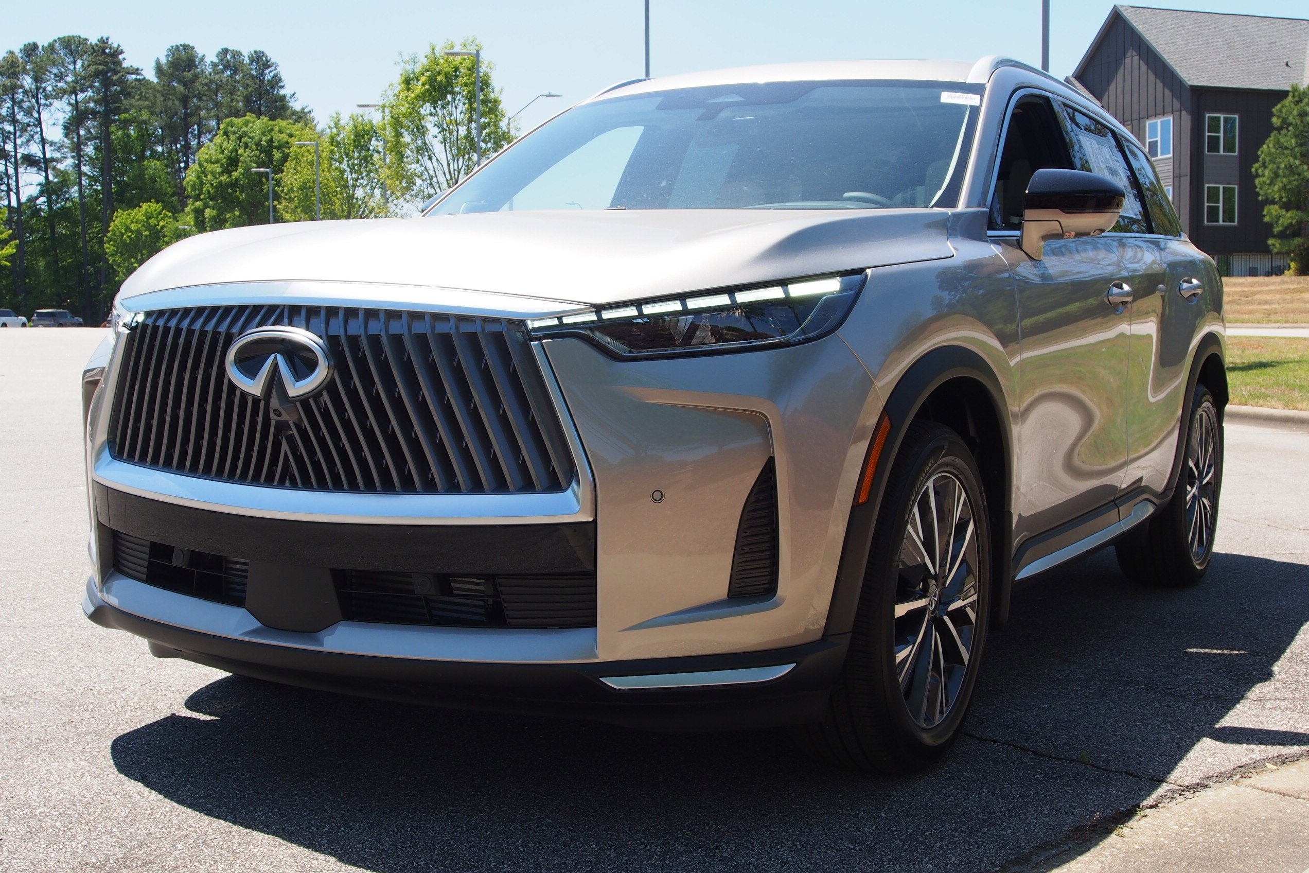 2026 INFINITI QX60 LUXE