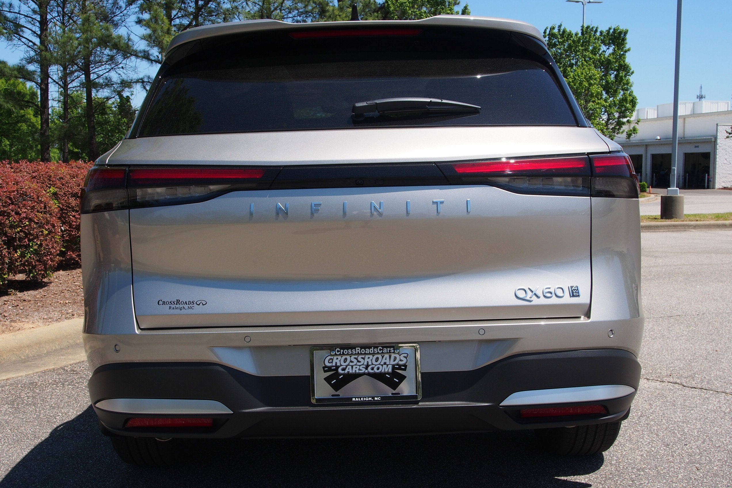 2026 INFINITI QX60 LUXE