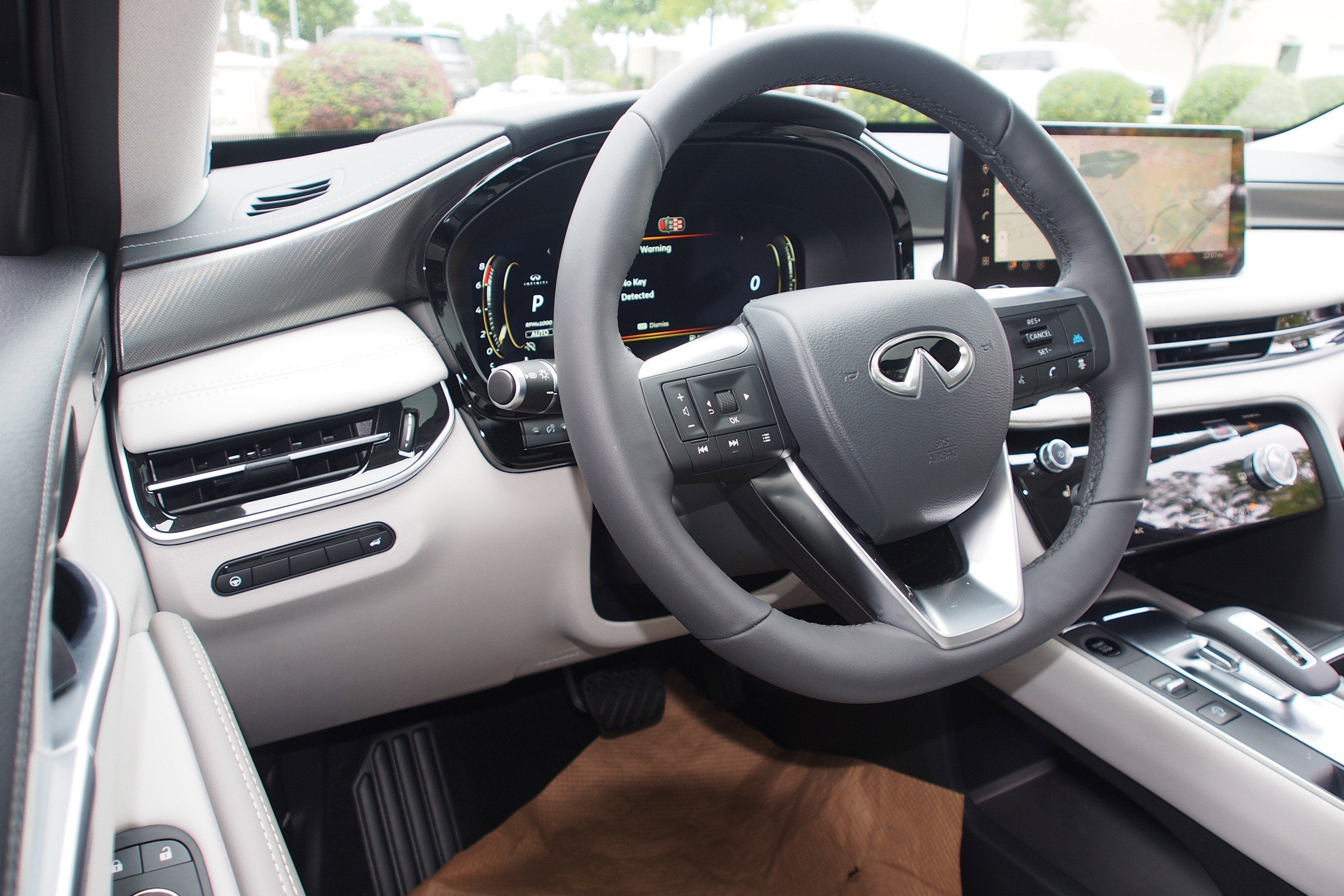 2026 INFINITI QX60 LUXE