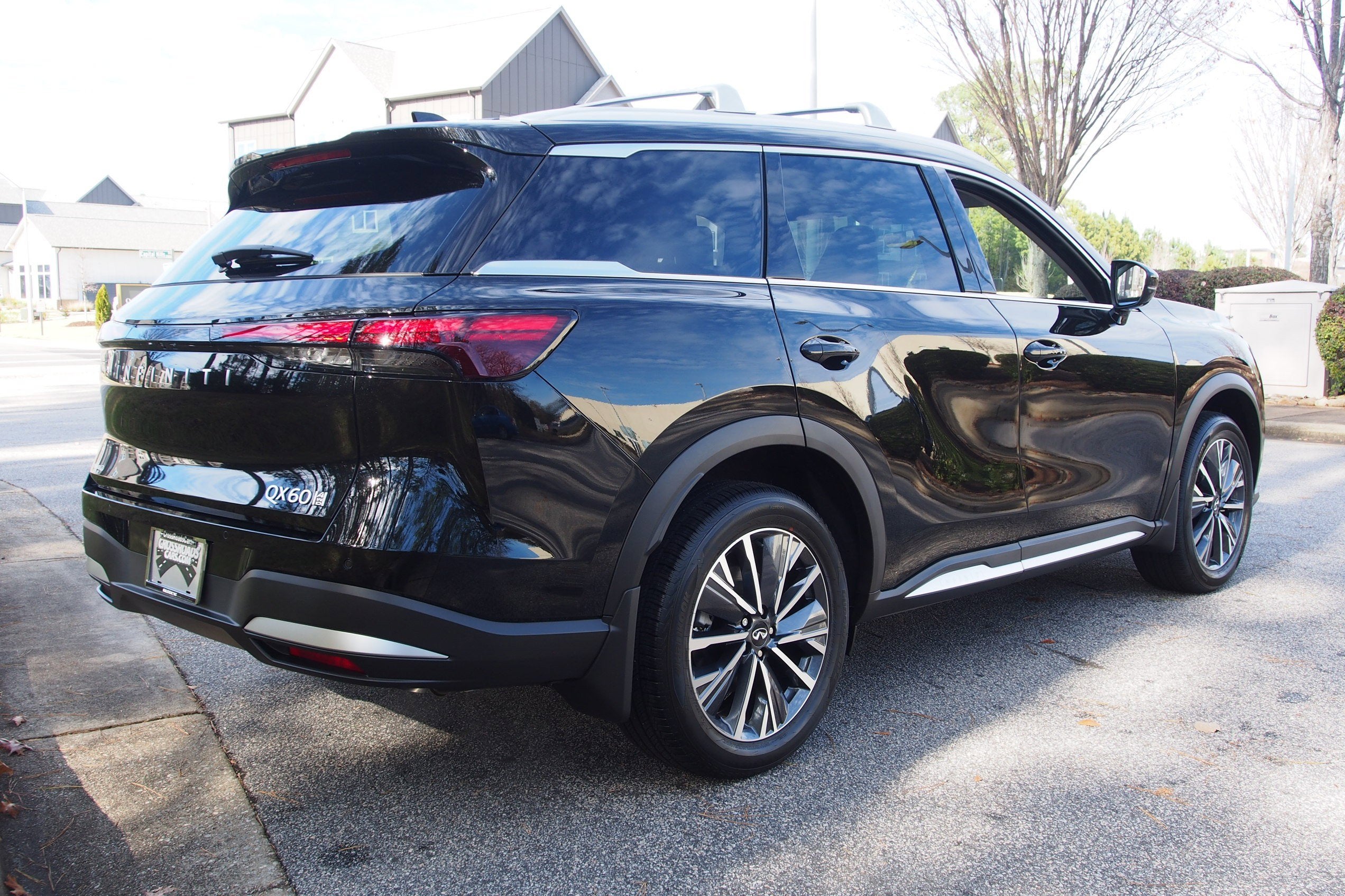 2026 INFINITI QX60 LUXE