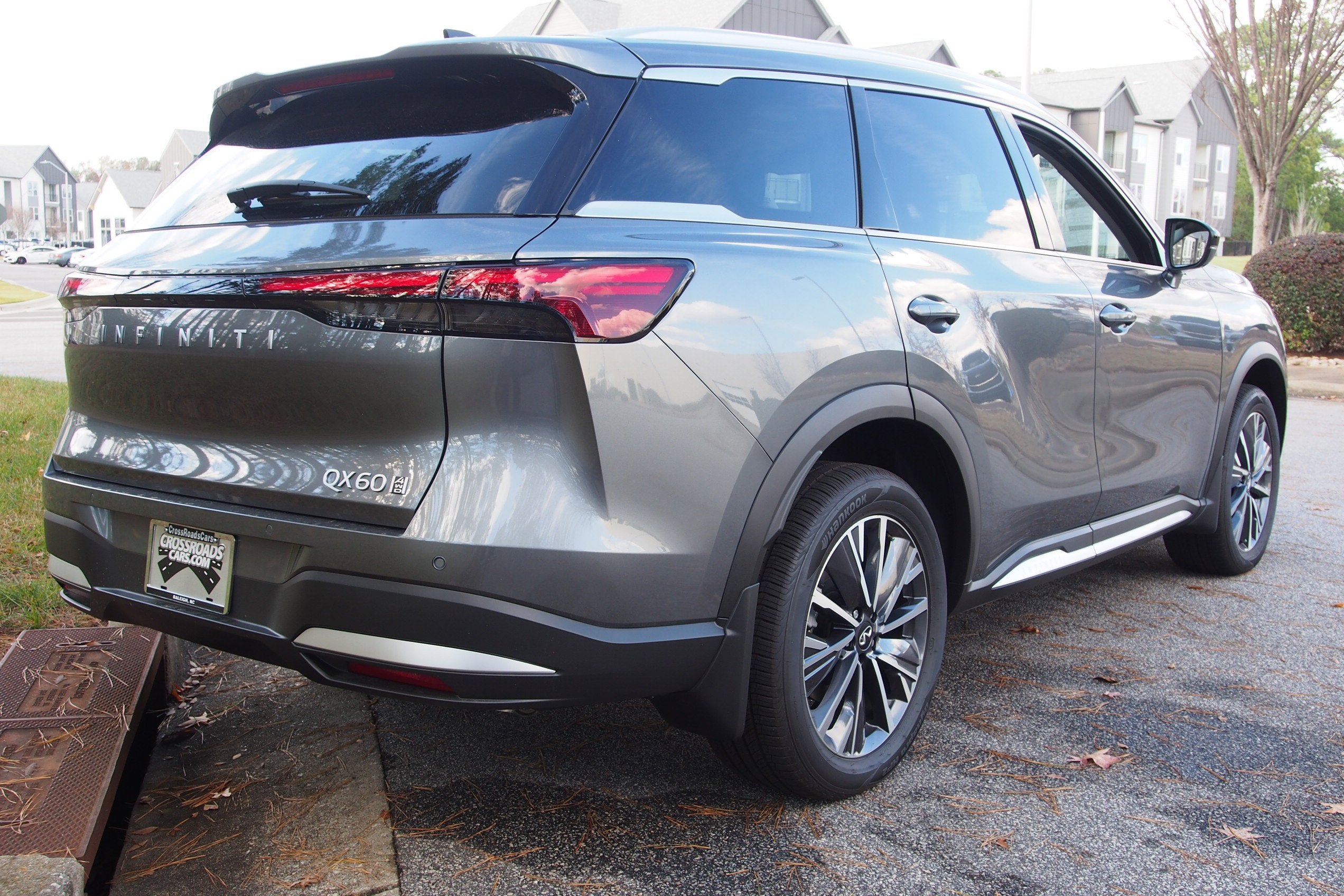 2026 INFINITI QX60 LUXE