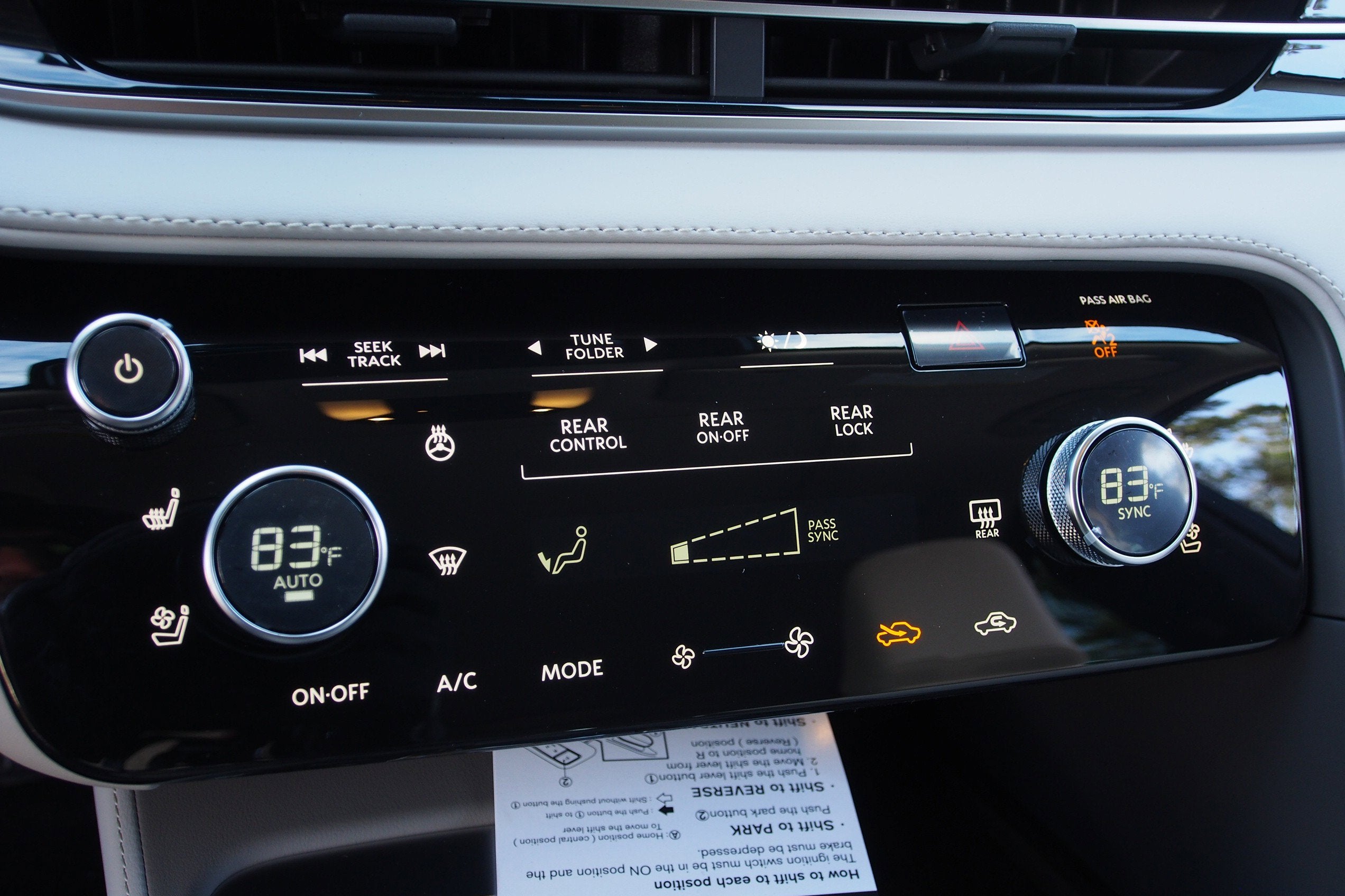 2026 INFINITI QX60 LUXE