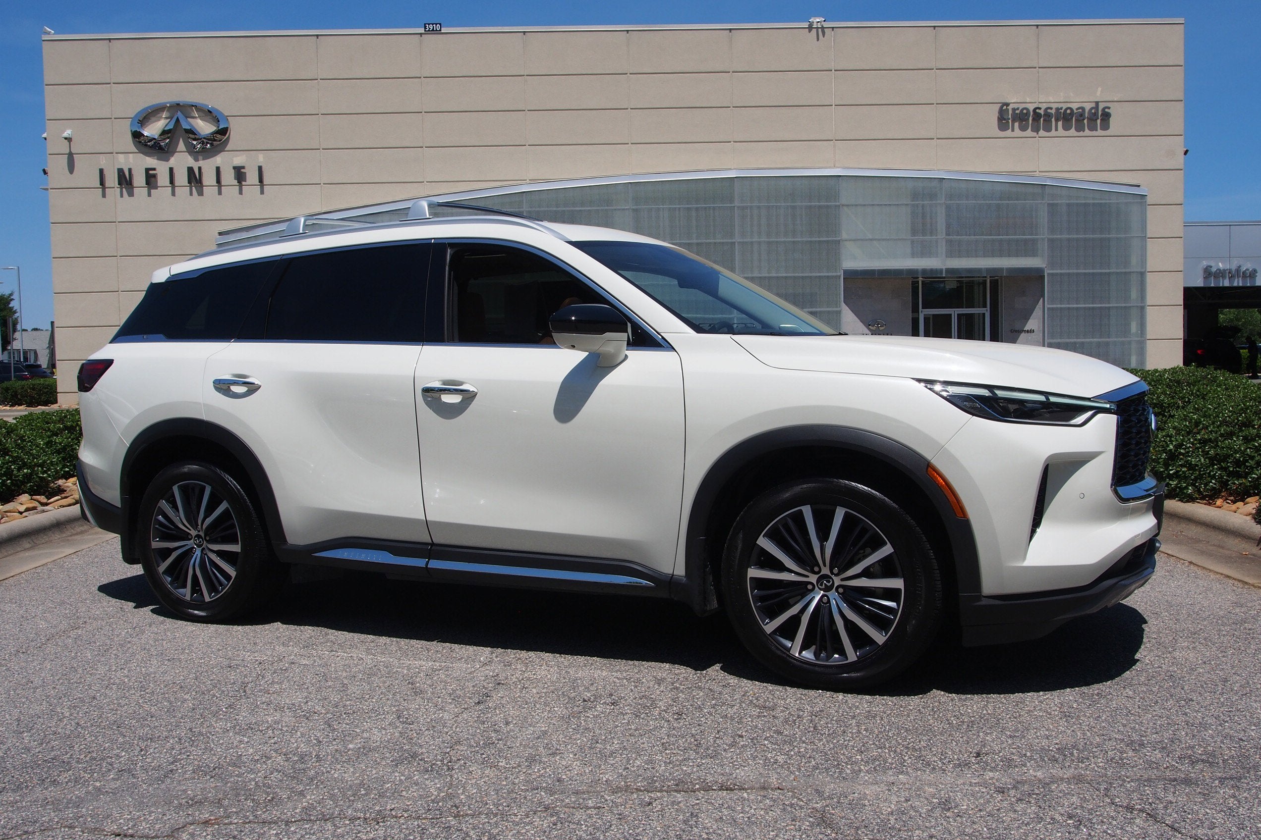 2025 INFINITI QX60 SENSORY AWD's photo