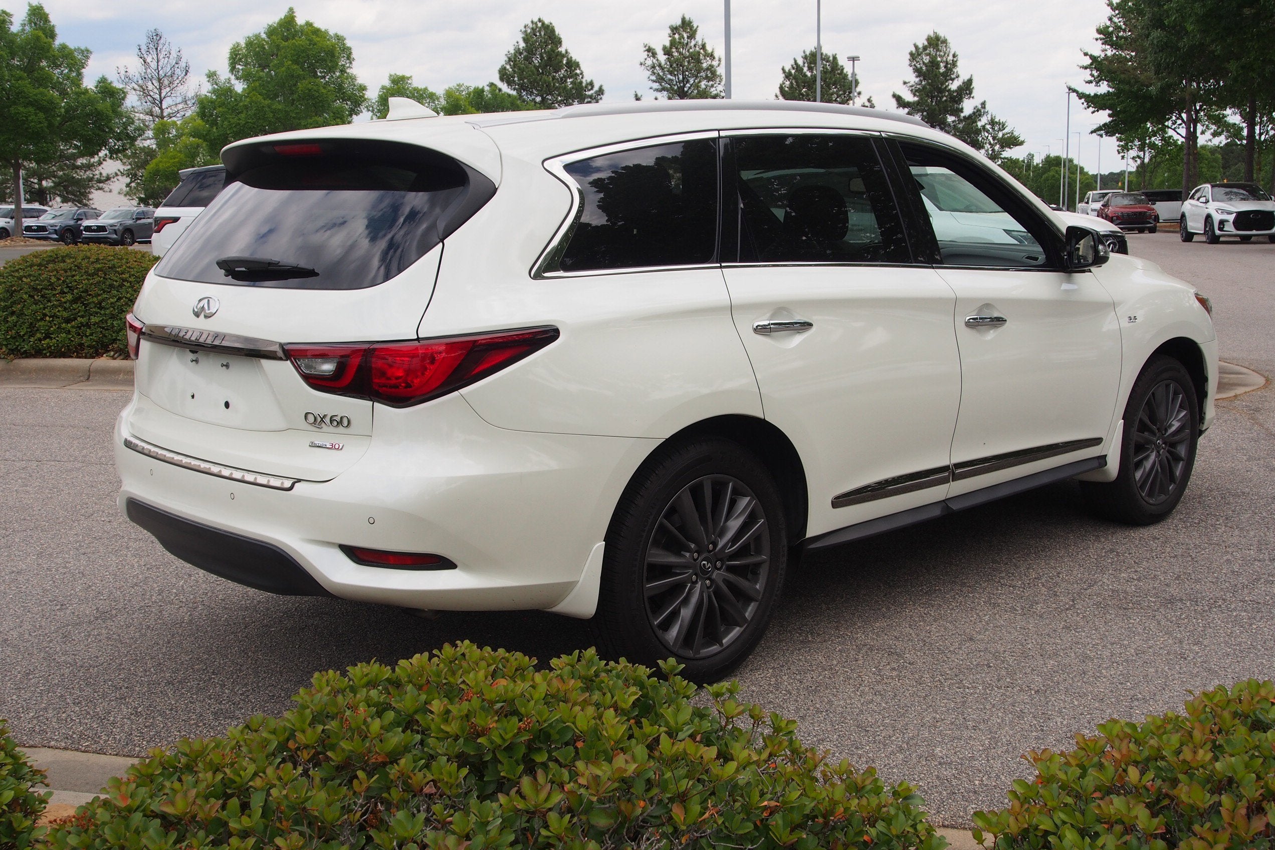 2020 INFINITI QX60 LUXE - Photo 8