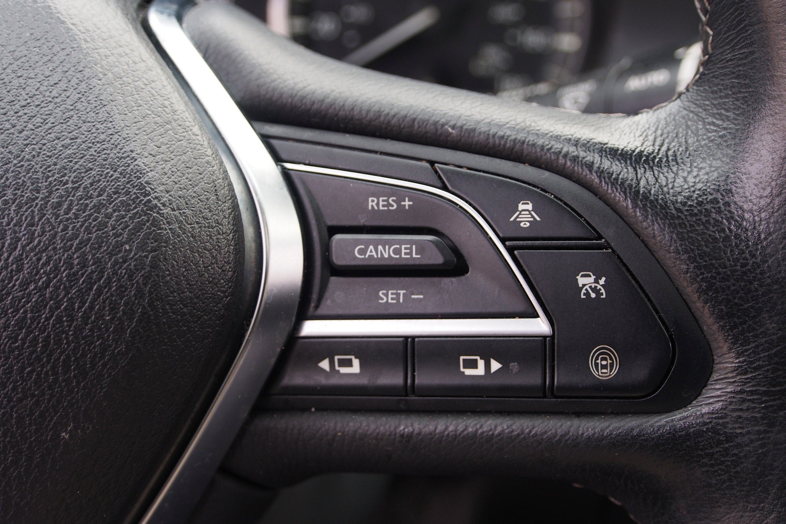 2022 INFINITI Q50 LUXE