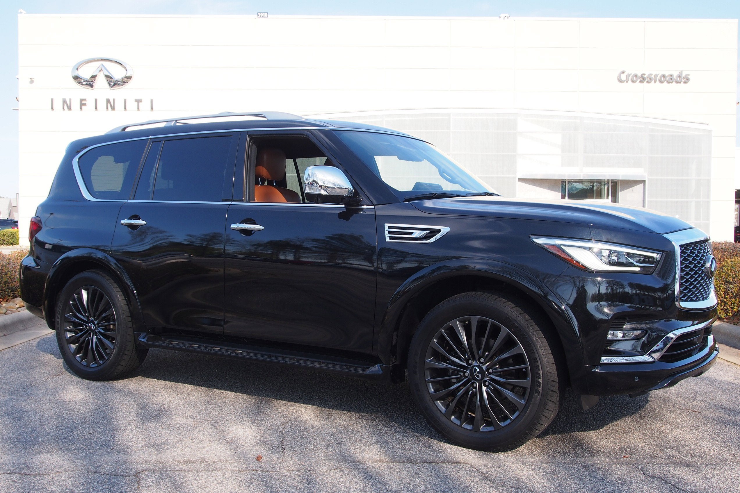 2024 INFINITI QX80