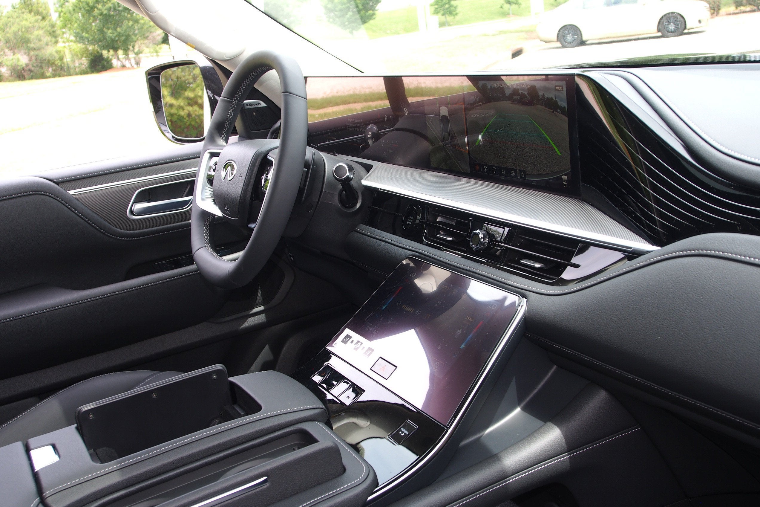 2026 INFINITI QX80 PURE