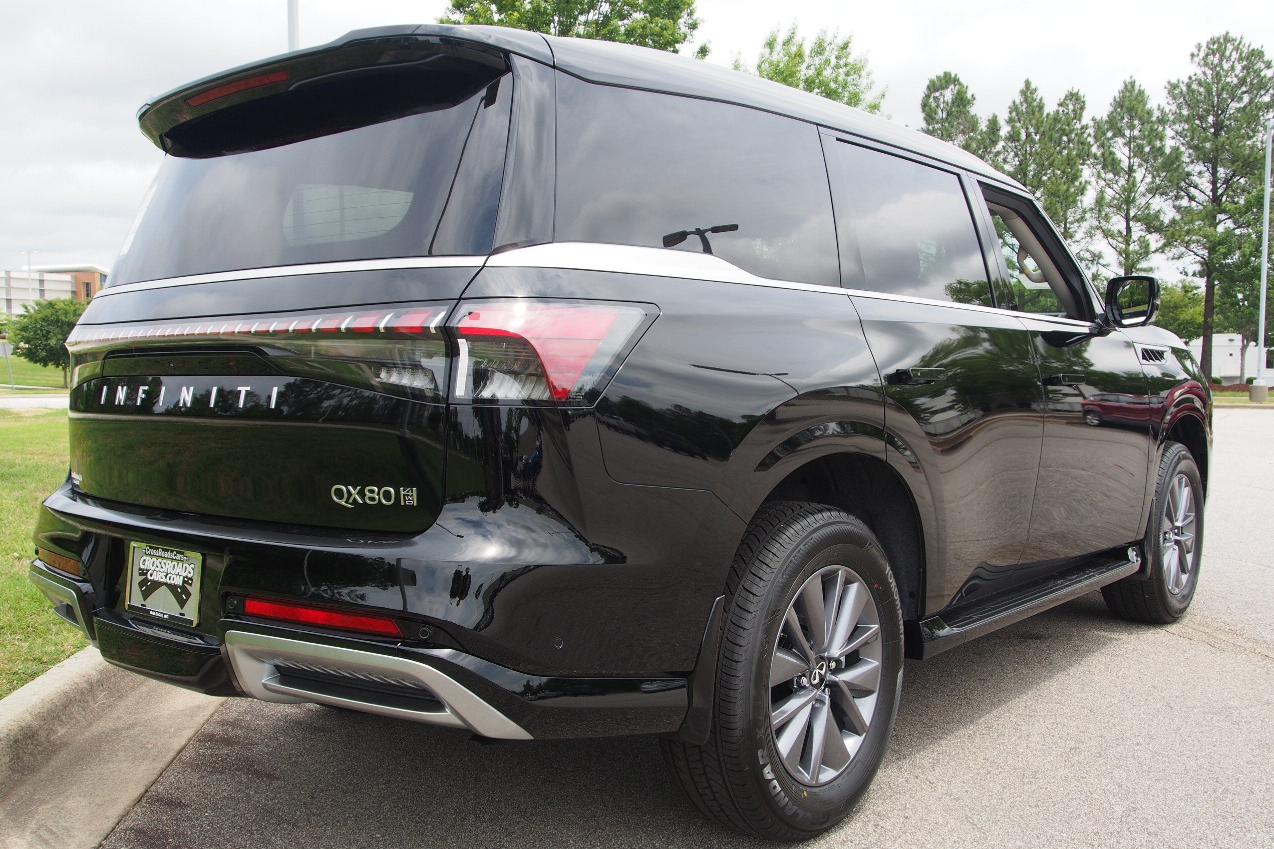 2026 INFINITI QX80 PURE