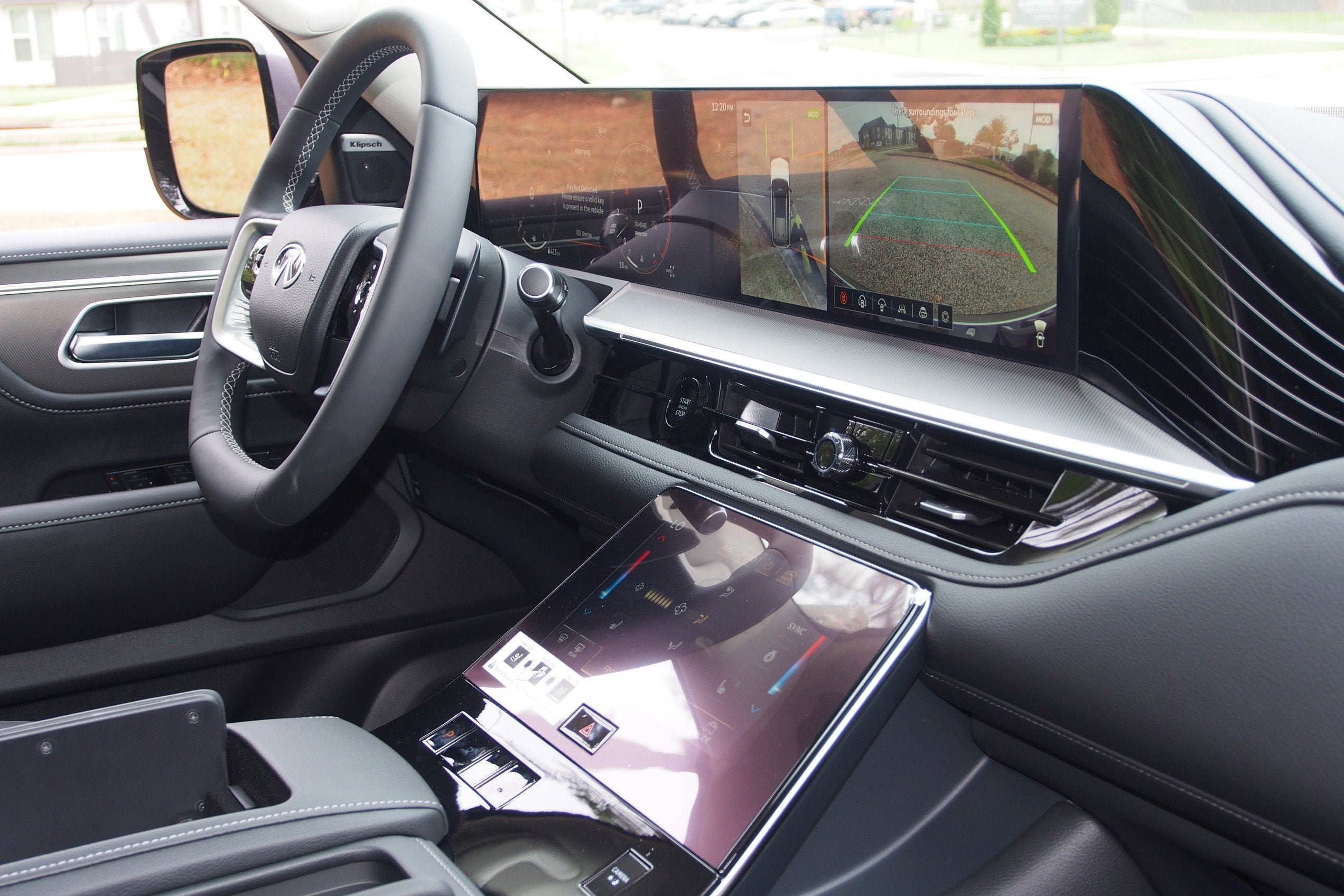 2026 INFINITI QX80 PURE