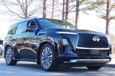 2026 INFINITI QX80 LUXE