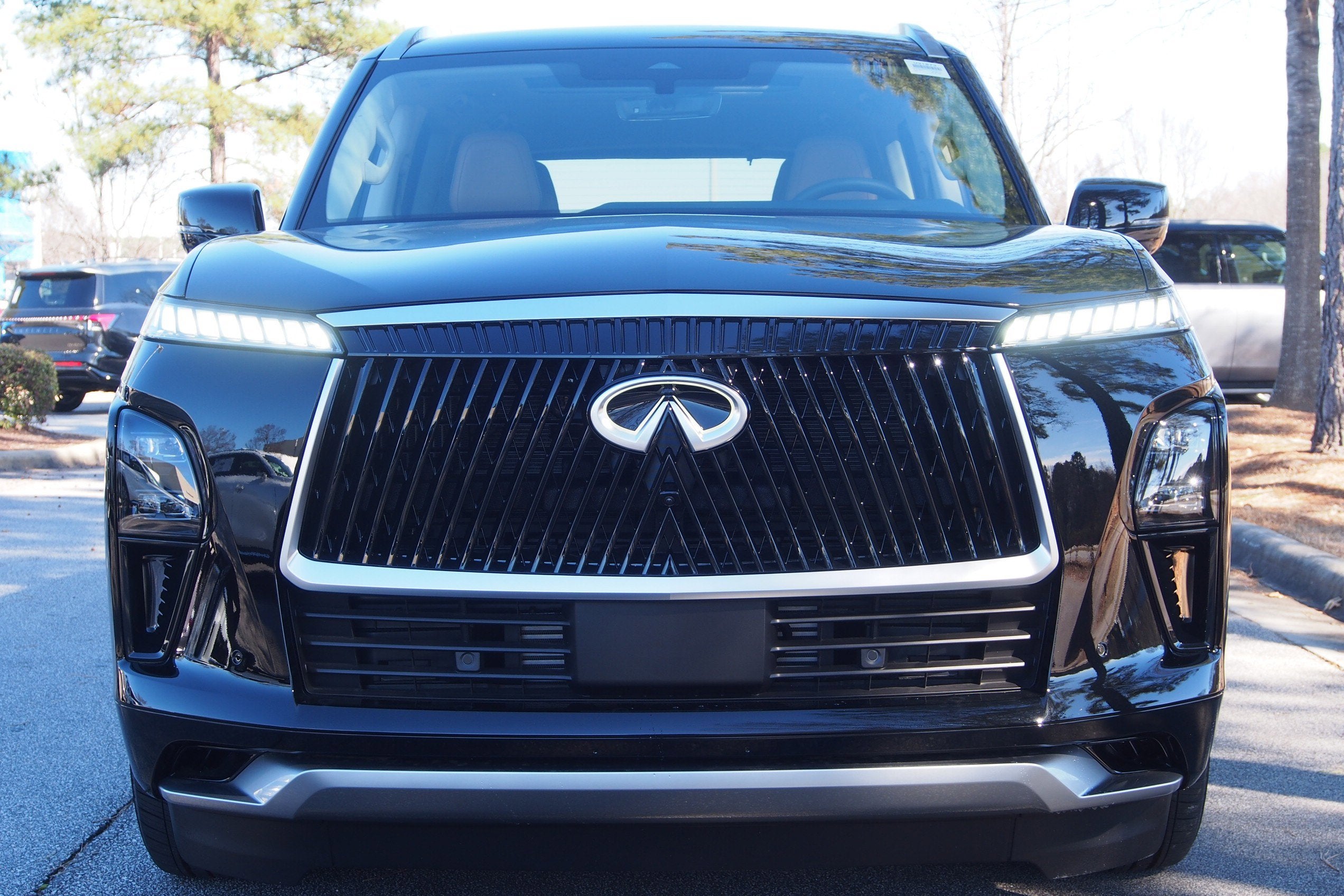 2026 INFINITI QX80 LUXE