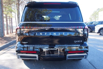 2026 INFINITI QX80 LUXE