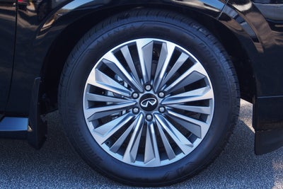 2026 INFINITI QX80 LUXE