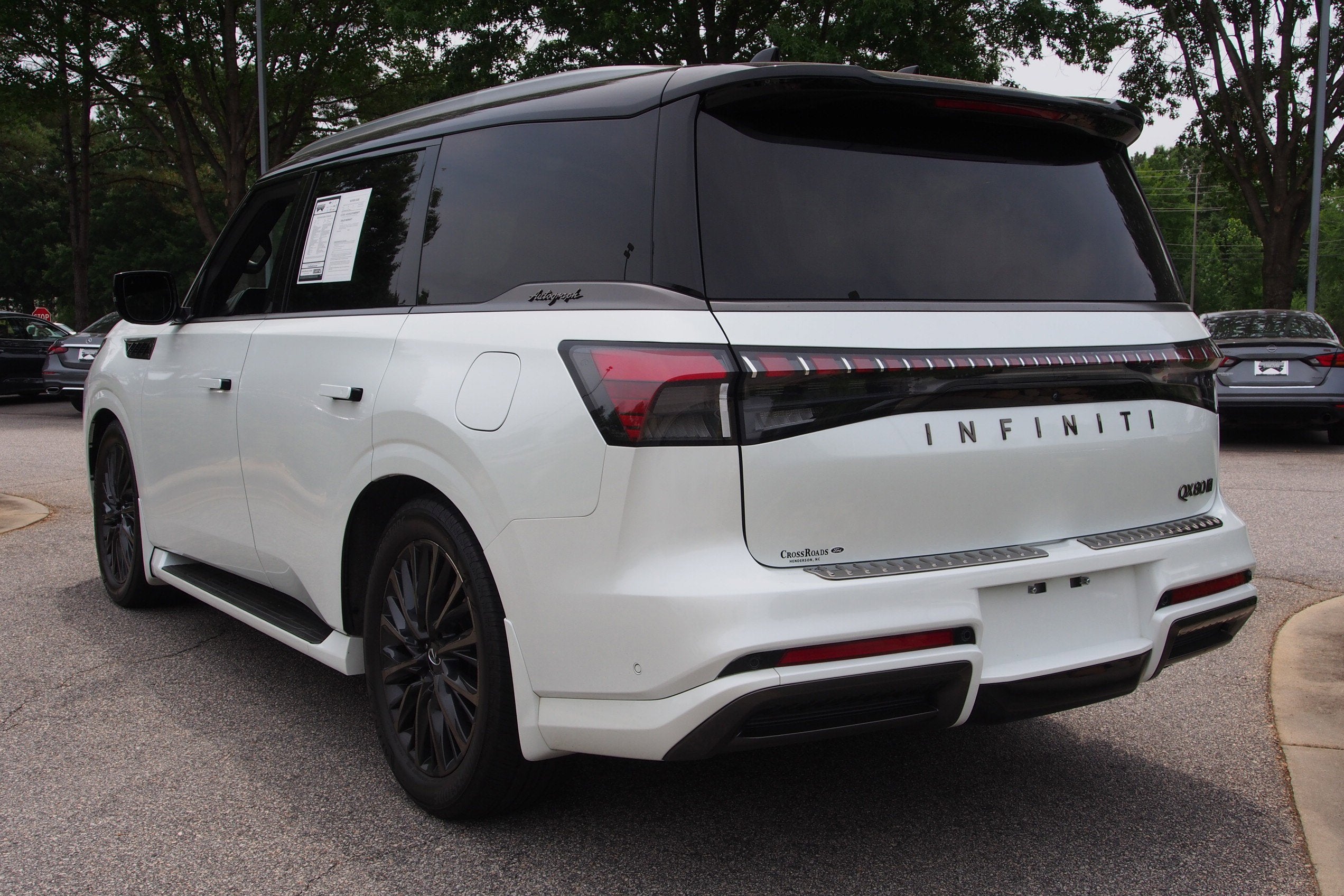 2025 INFINITI QX80 AUTOGRAPH