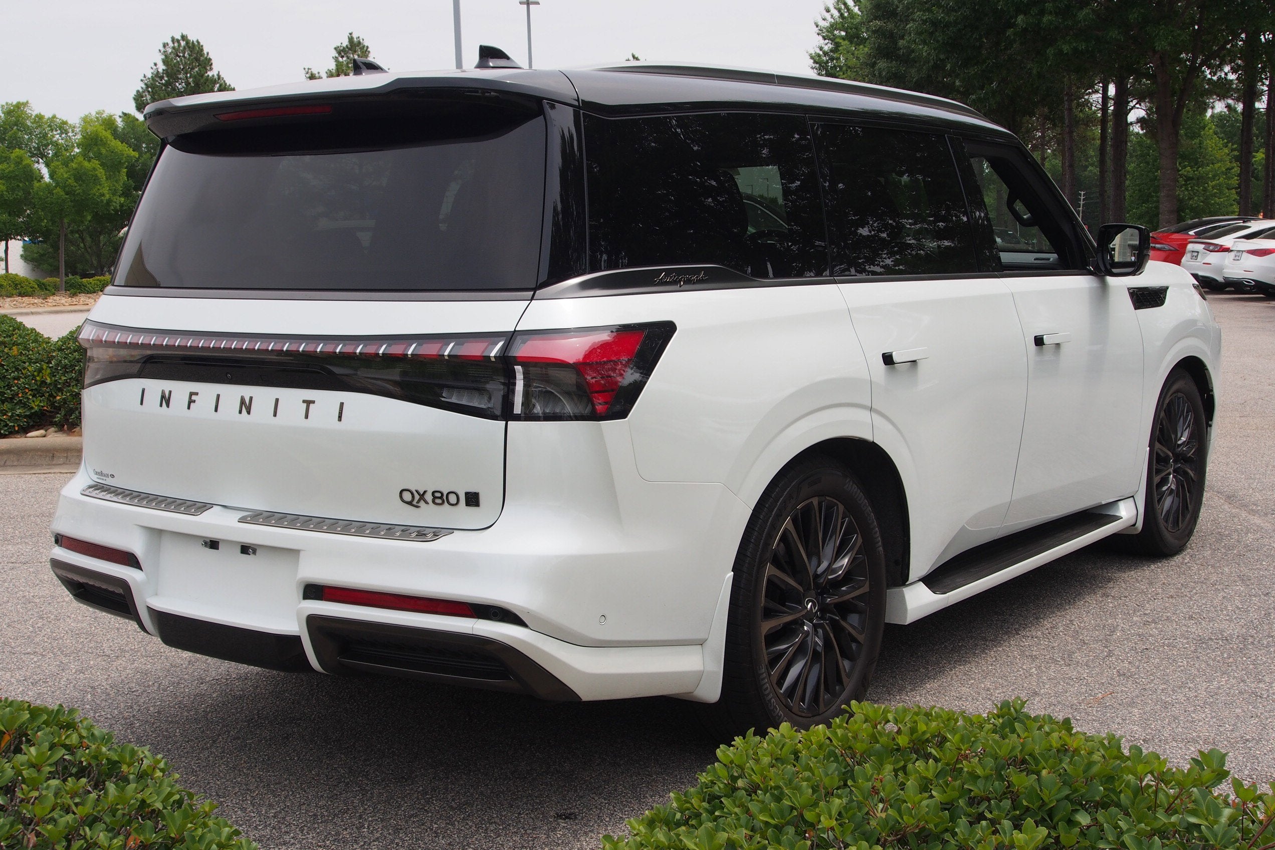 2025 INFINITI QX80 AUTOGRAPH