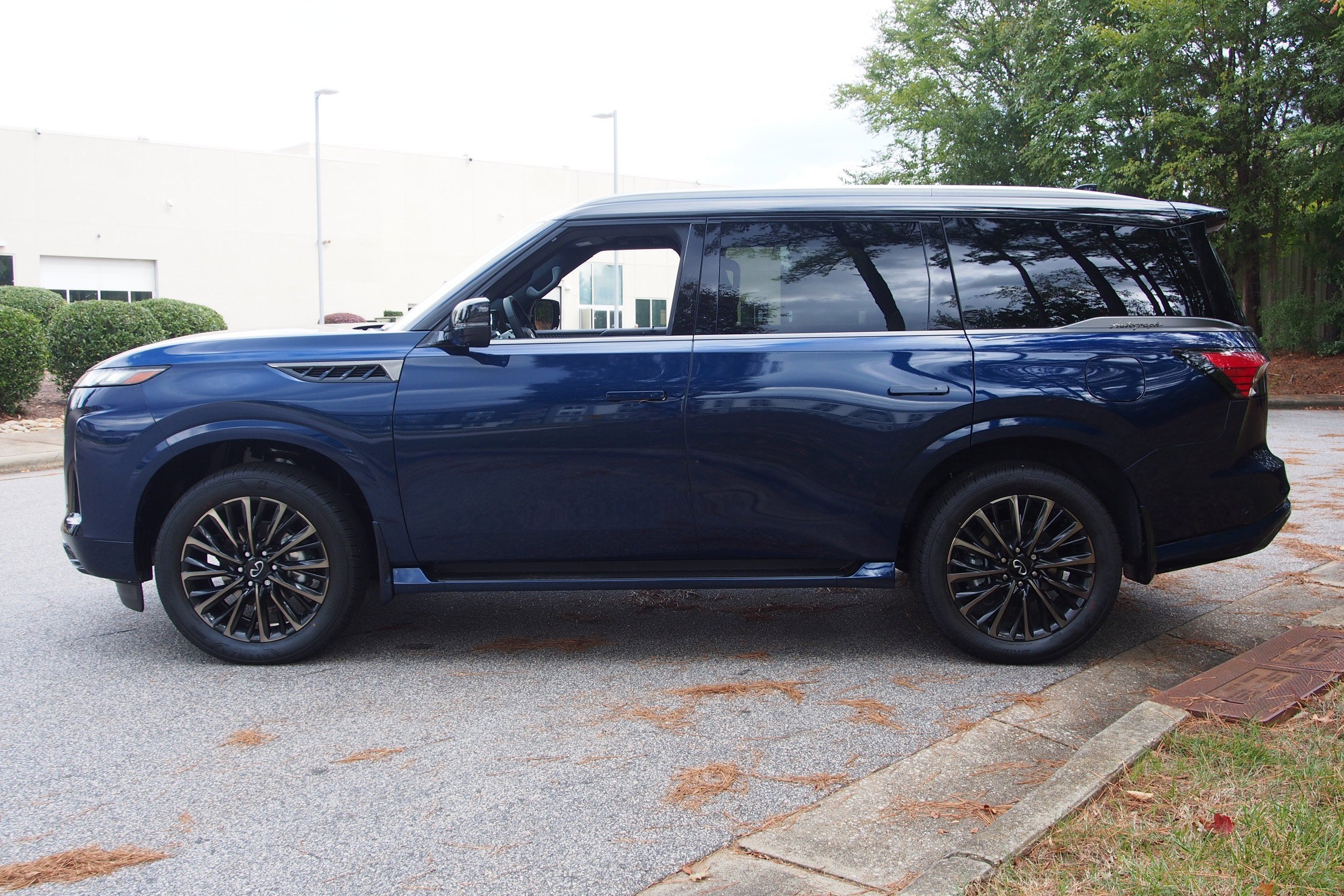 2026 INFINITI QX80 AUTOGRAPH