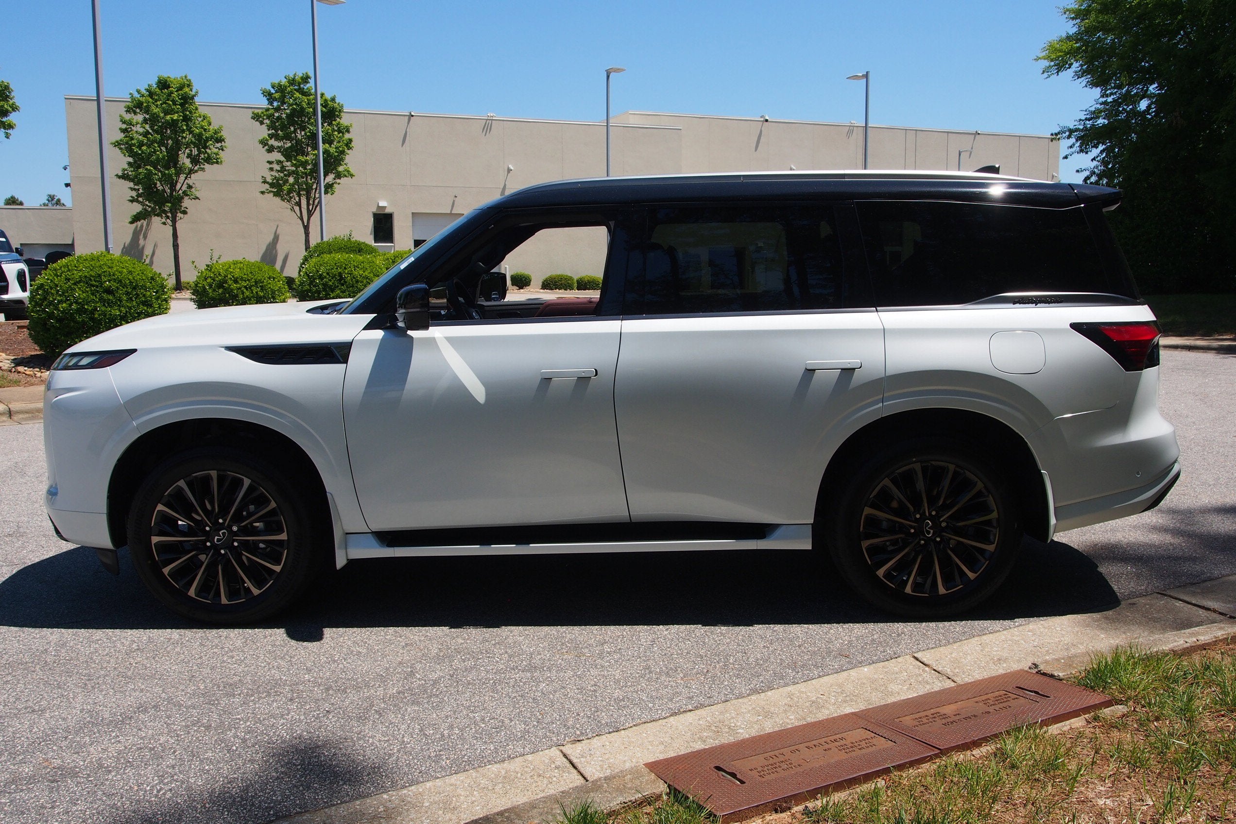 2026 INFINITI QX80 AUTOGRAPH