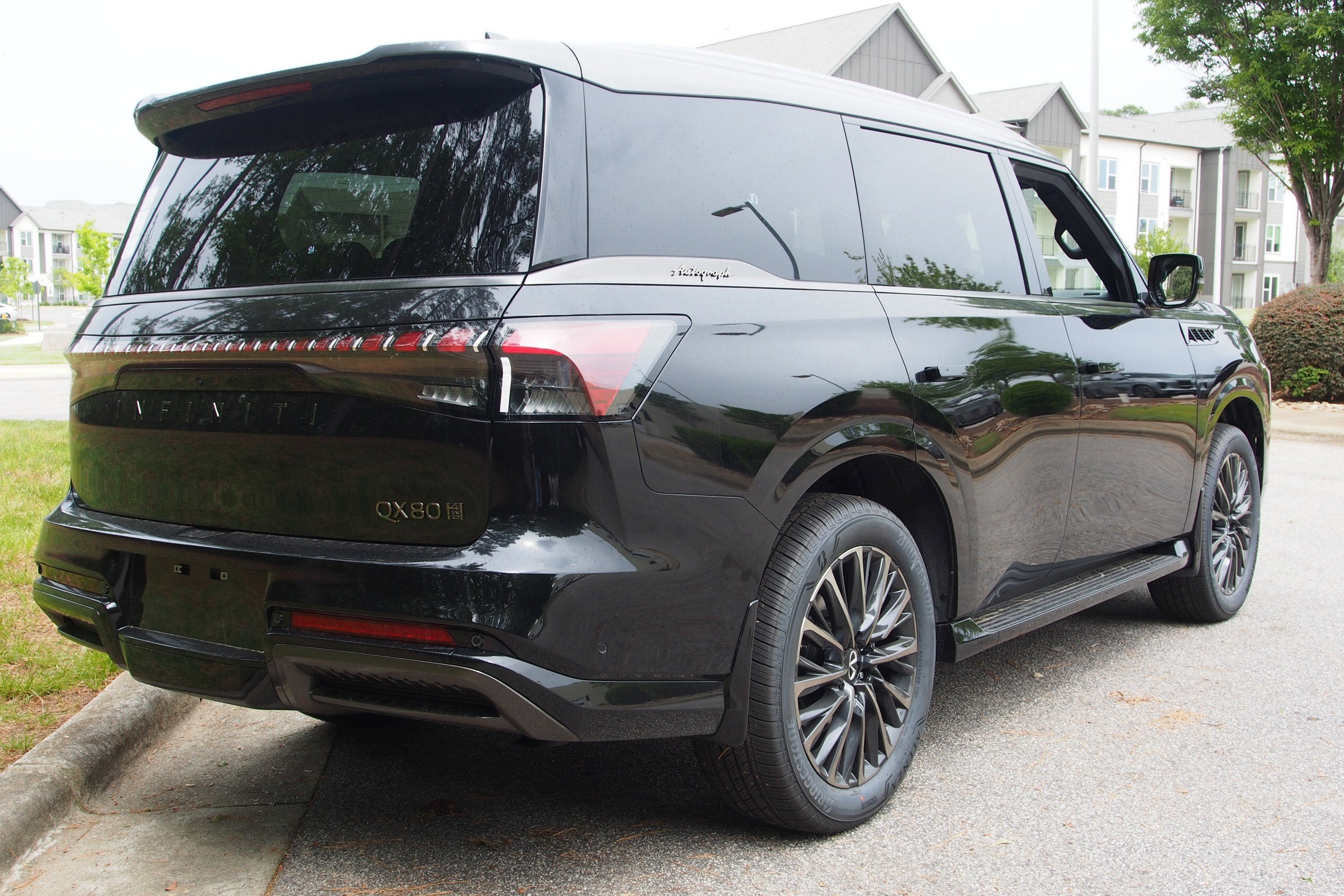 2026 INFINITI QX80 AUTOGRAPH