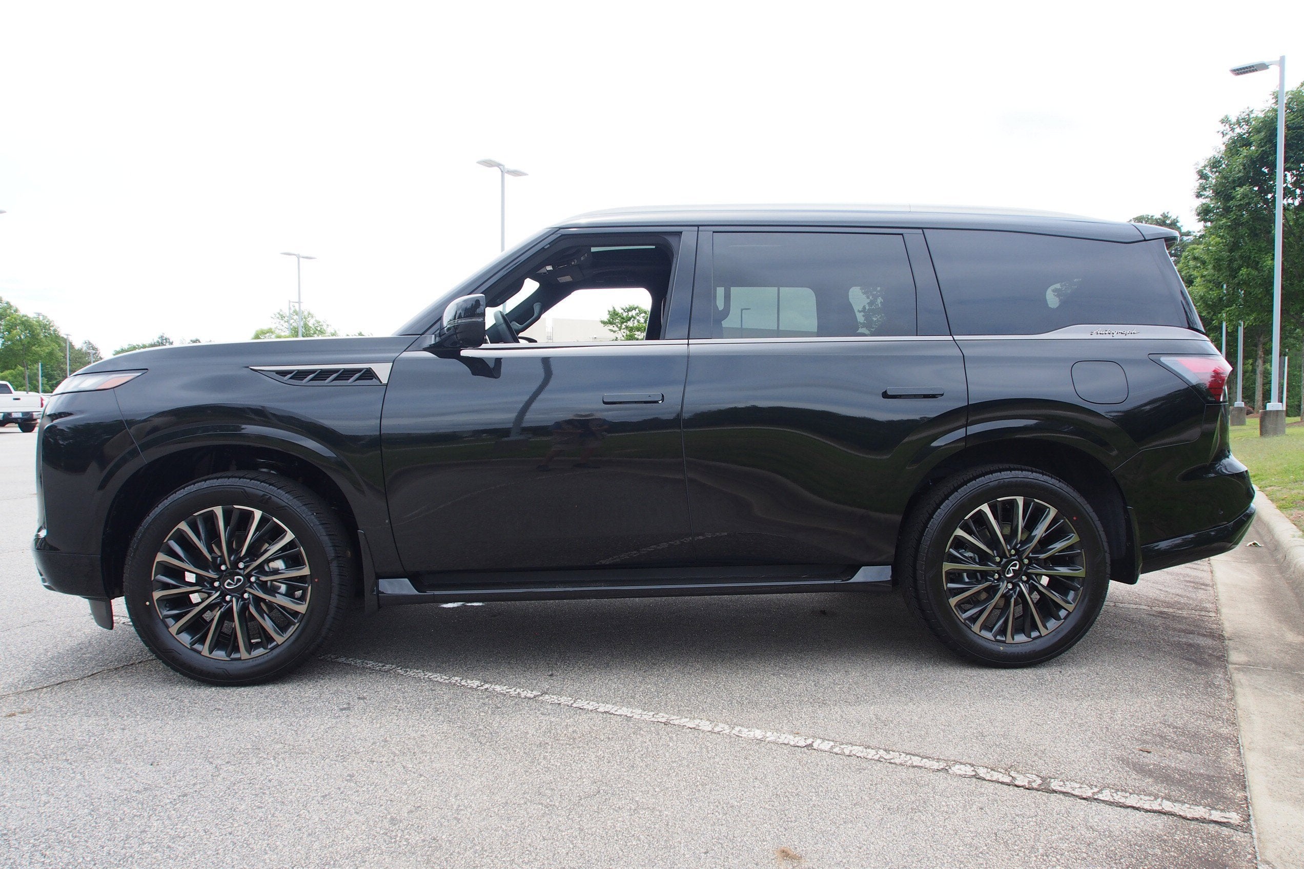2026 INFINITI QX80 AUTOGRAPH