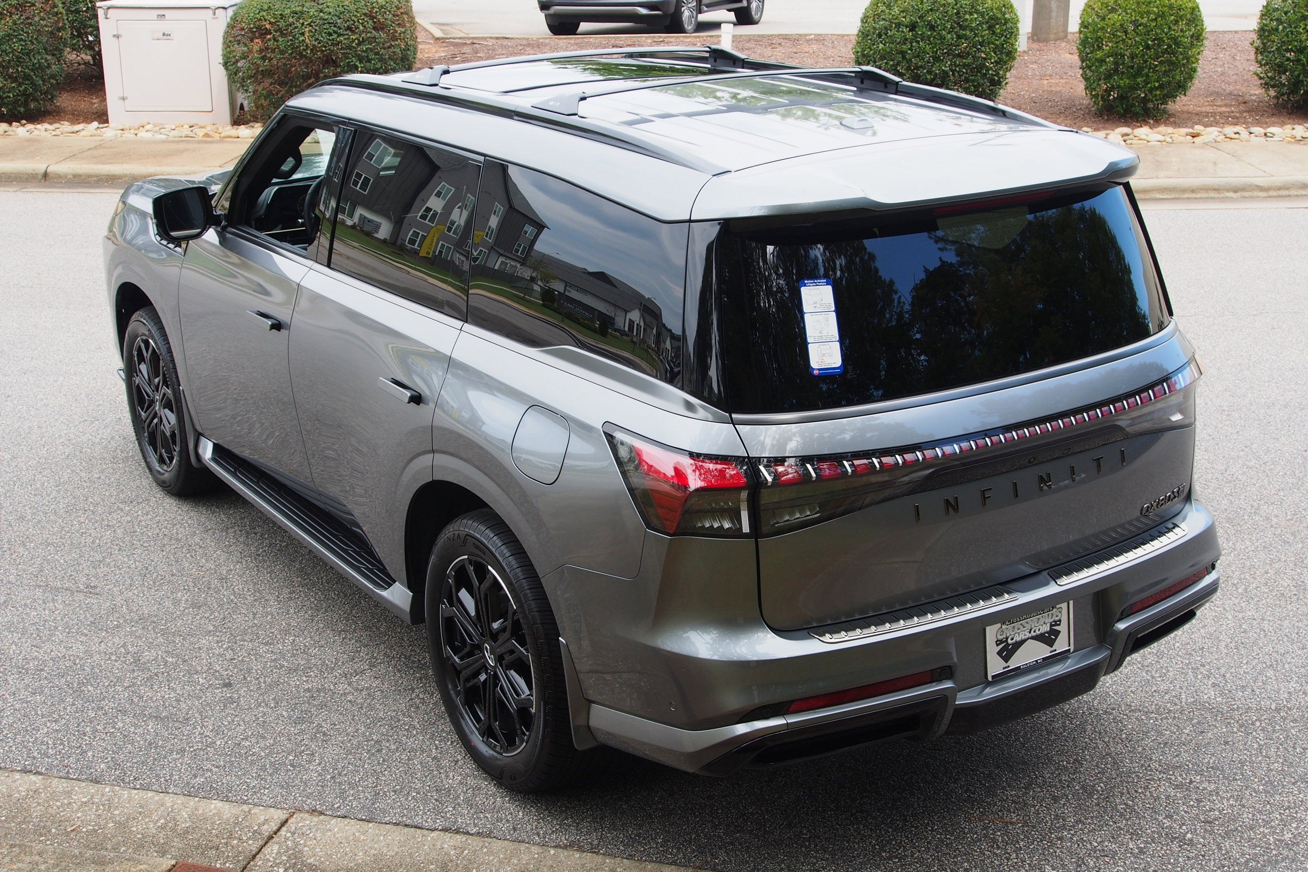 2026 INFINITI QX80 SPORT