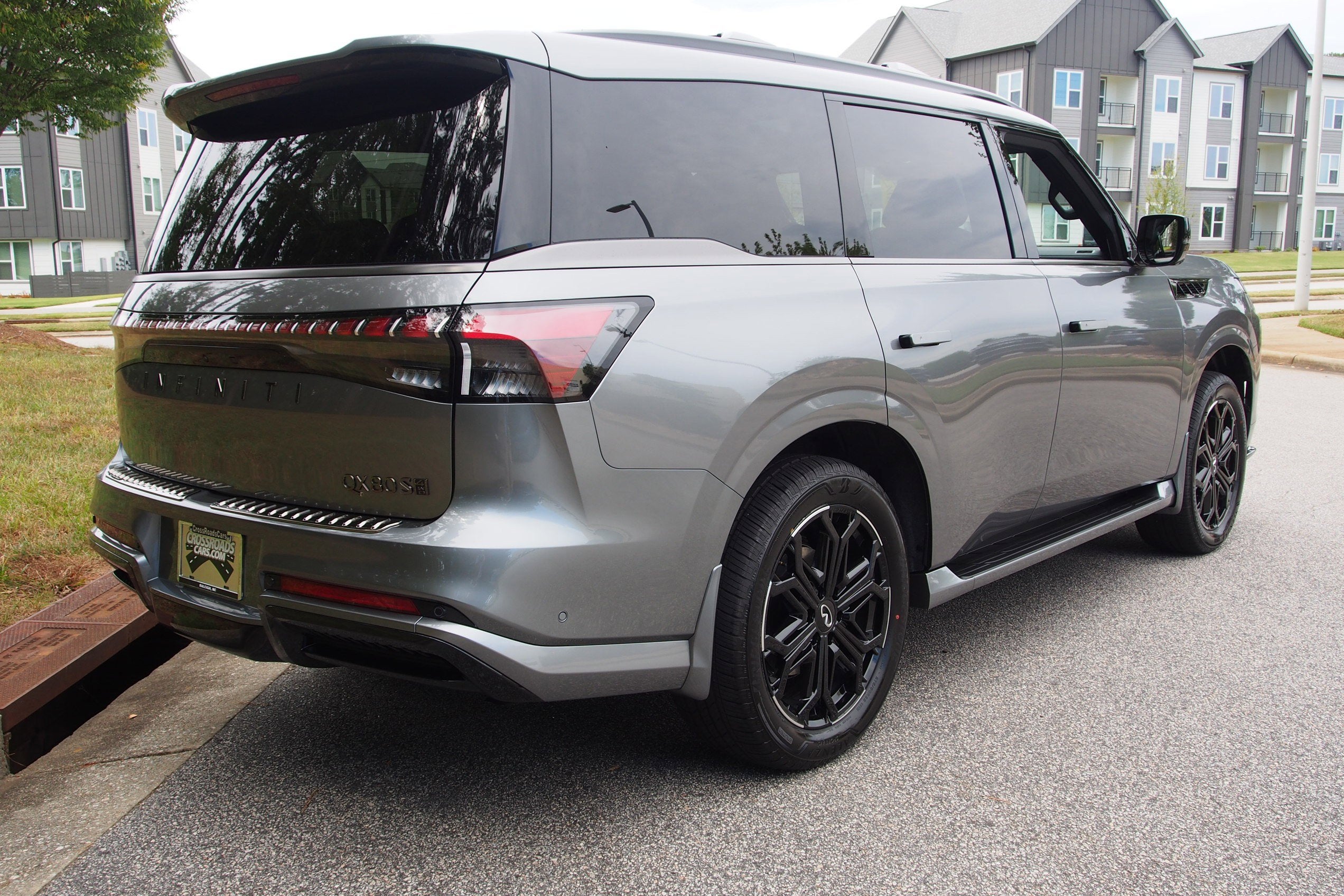 2026 INFINITI QX80 SPORT