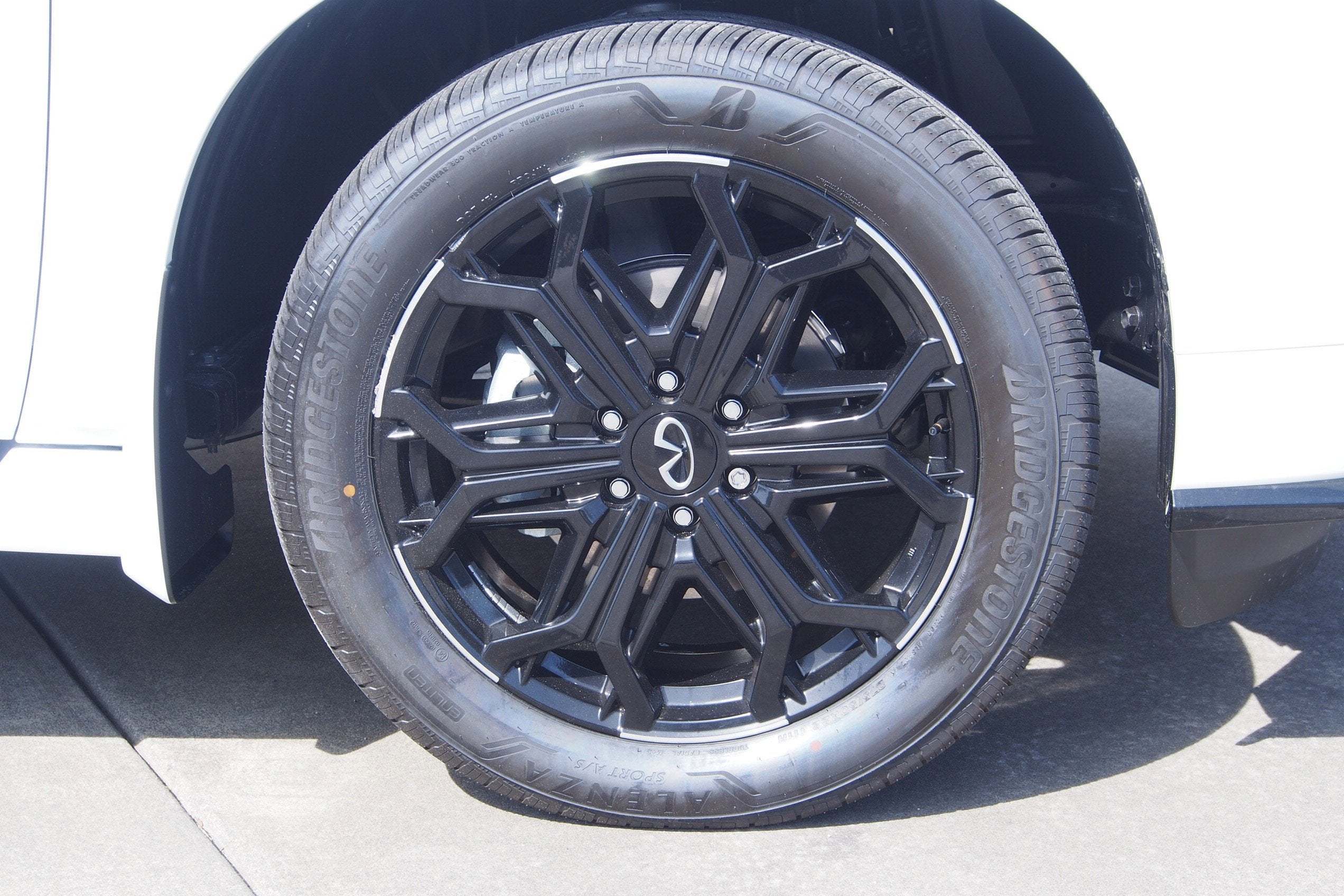 2026 INFINITI QX80 SPORT