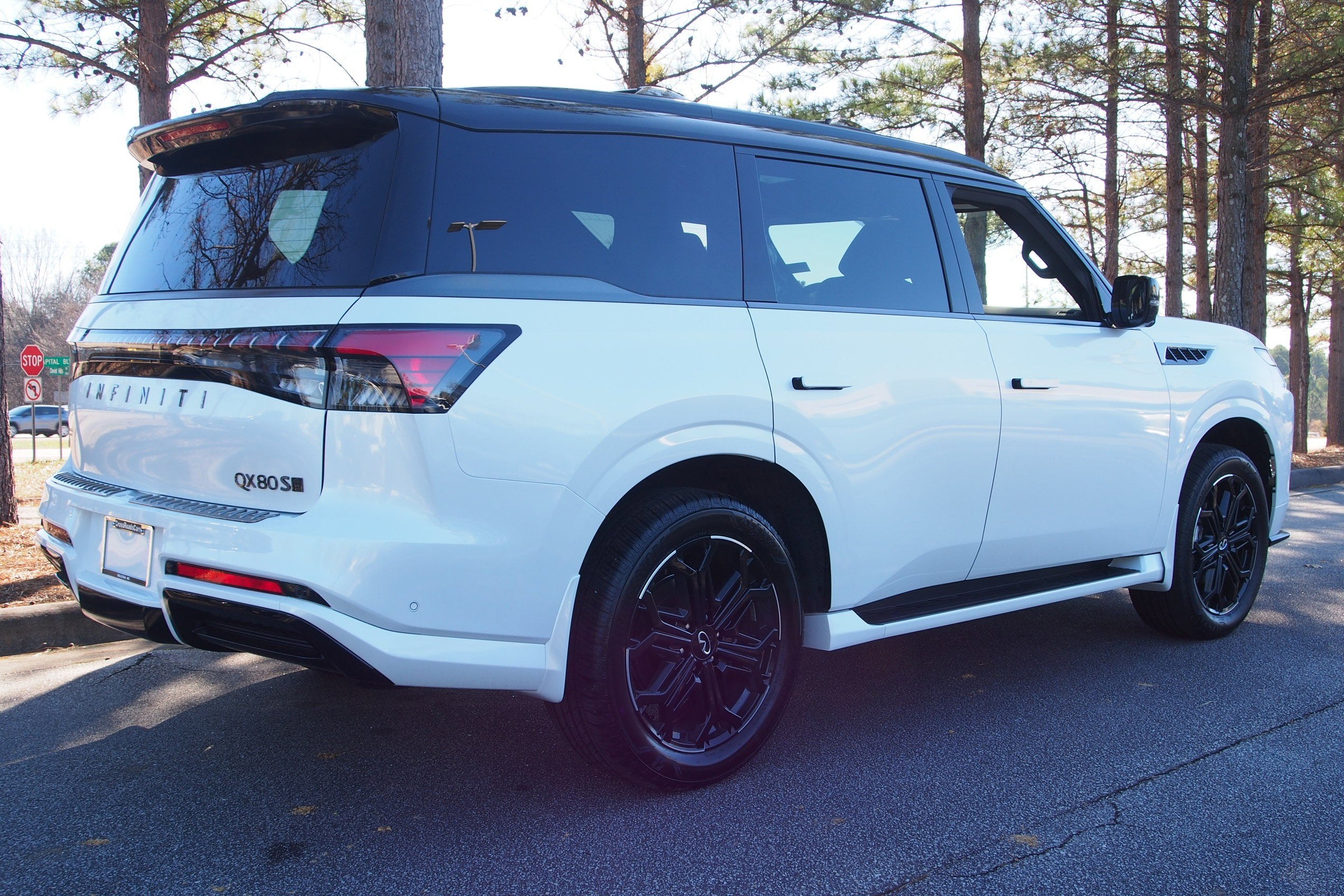 2026 INFINITI QX80 SPORT