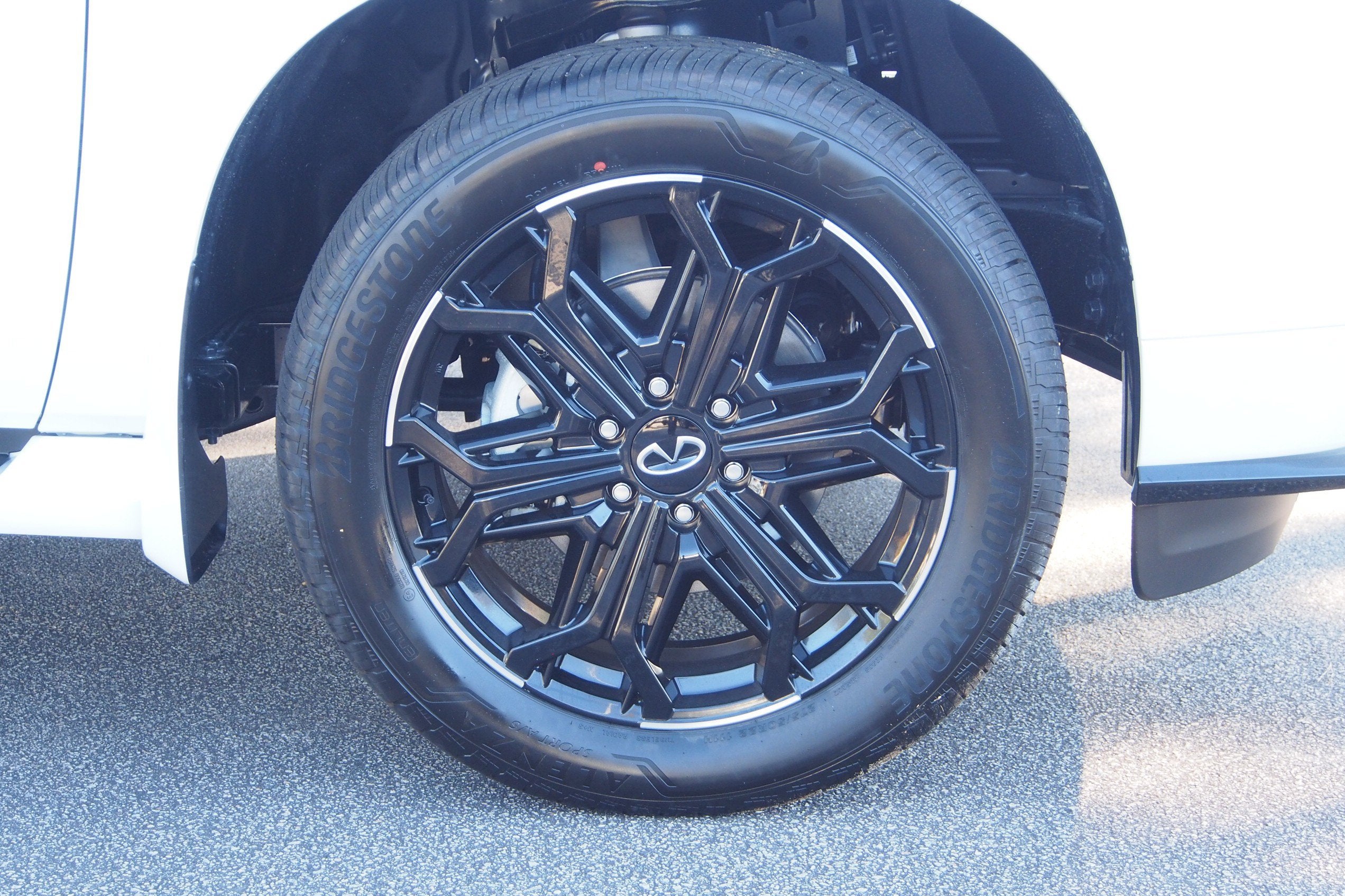 2026 INFINITI QX80 SPORT