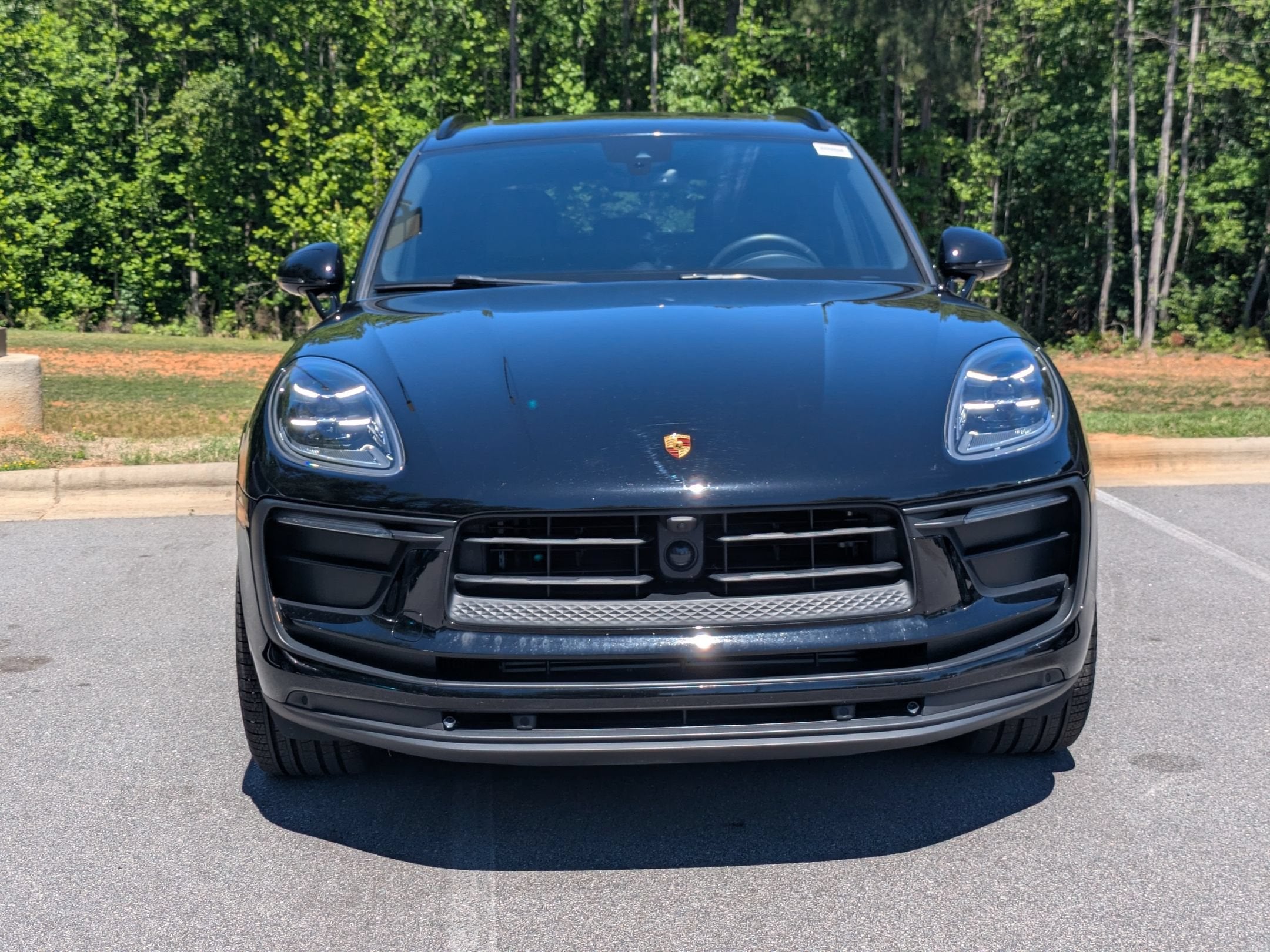 2023 Porsche Macan Base