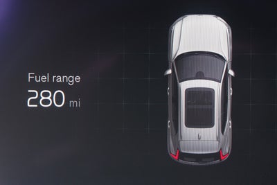 2023 Volvo XC40 Plus Dark Theme
