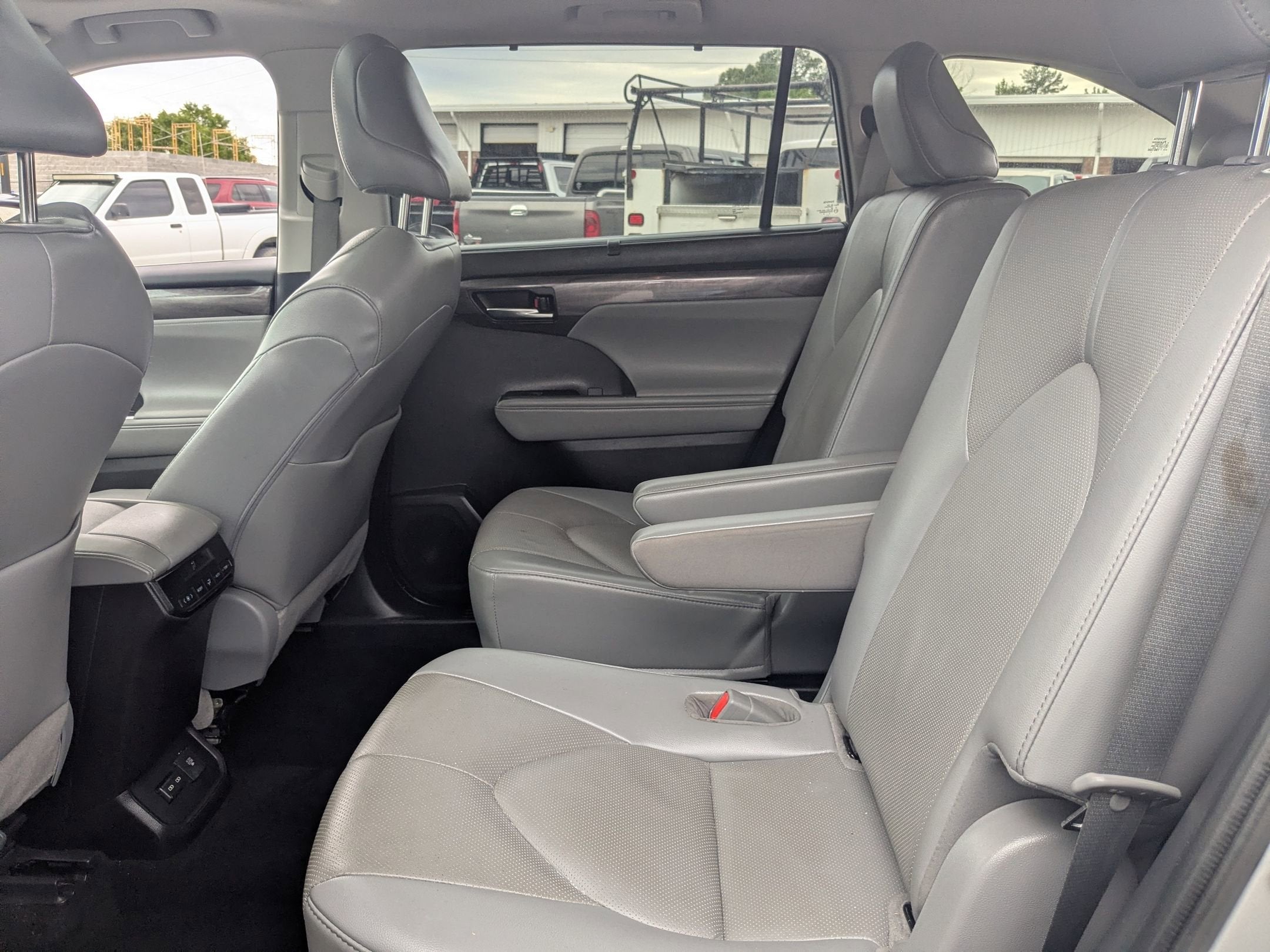2022 Toyota Highlander Limited