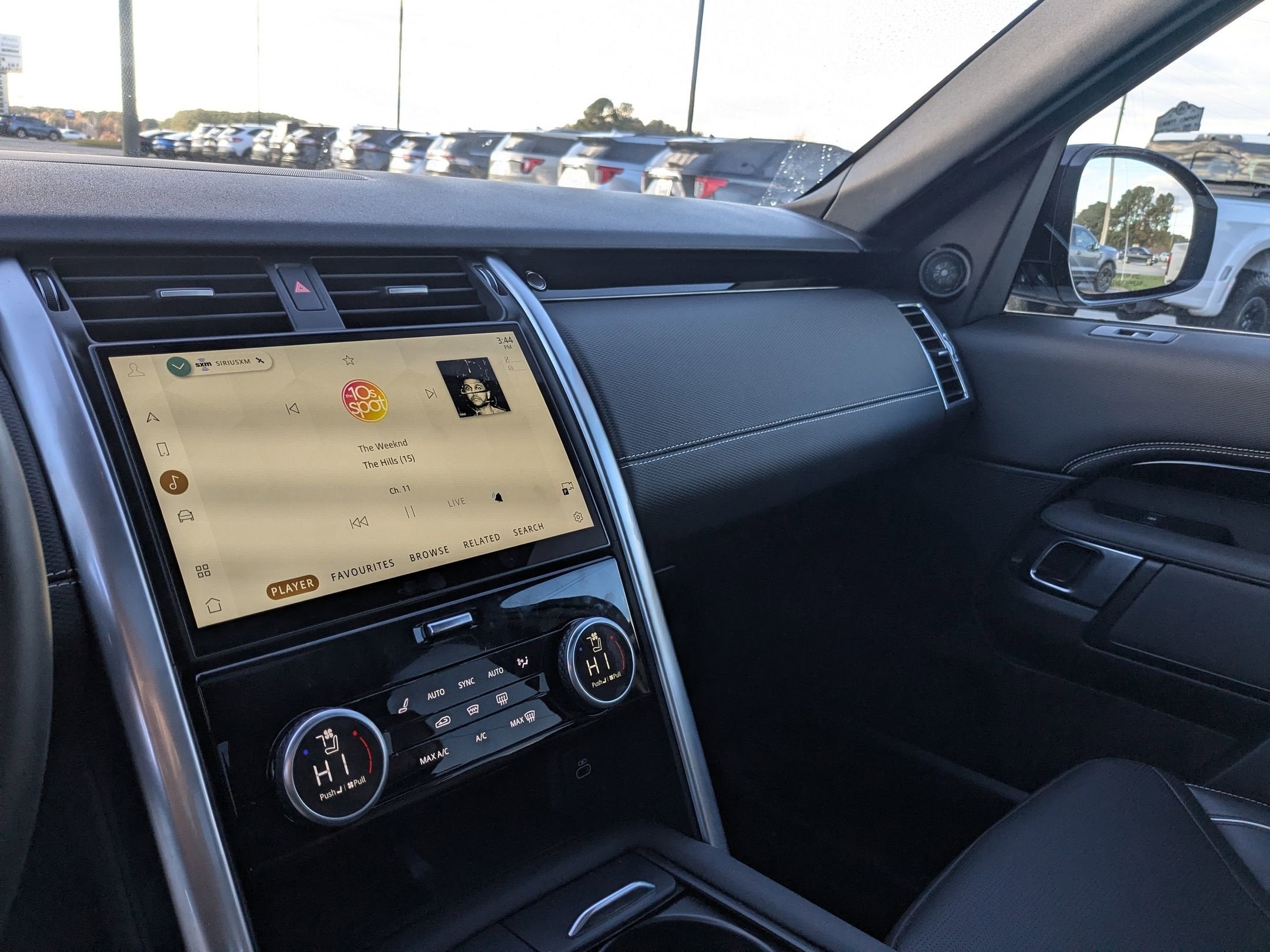 2023 Land Rover Discovery S R-Dynamic