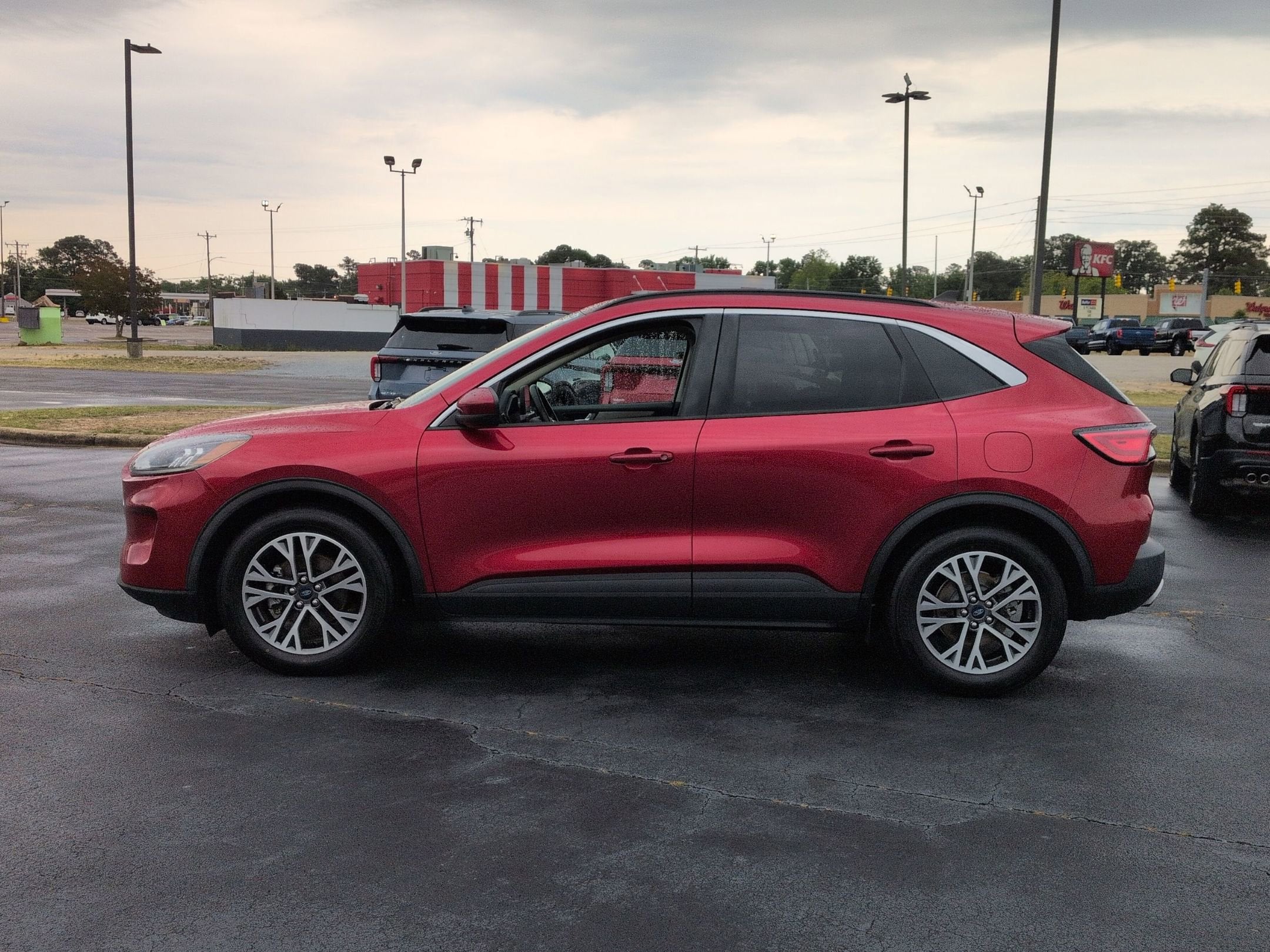 2020 Ford Escape SEL