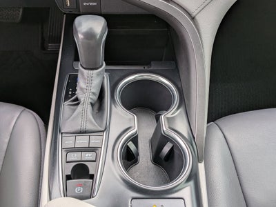 2020 Toyota Camry Hybrid XLE